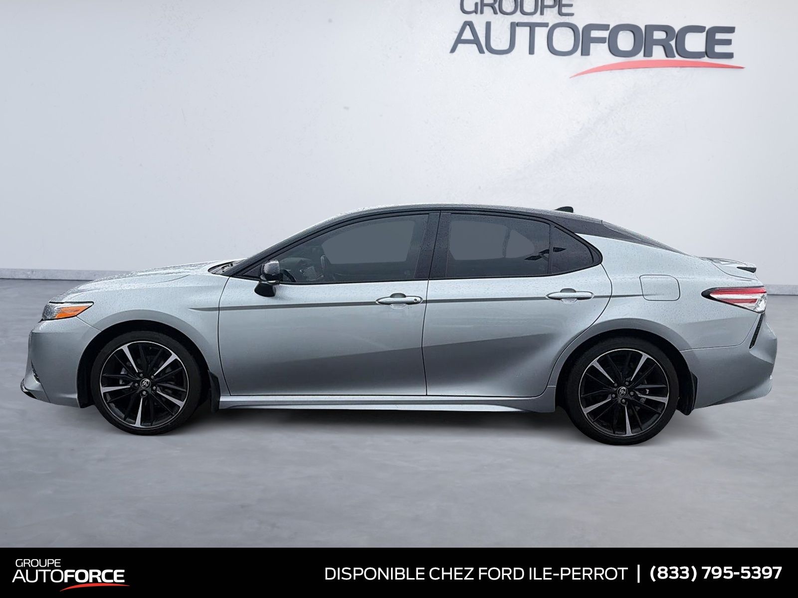 Photo 2020 Toyota Camry XSE #5