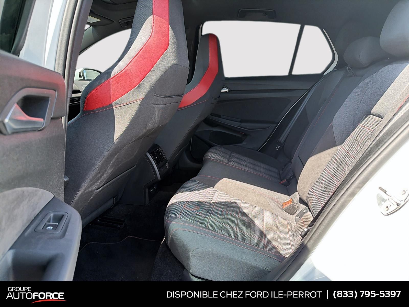 Photo 2023 Volkswagen Golf GTI Base #8