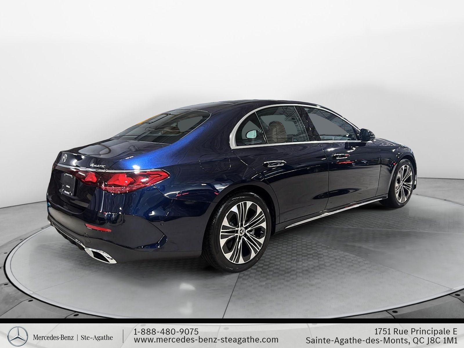 Photo Mercedes-Benz E-Class 350 4MATIC Sedan 2026 #4