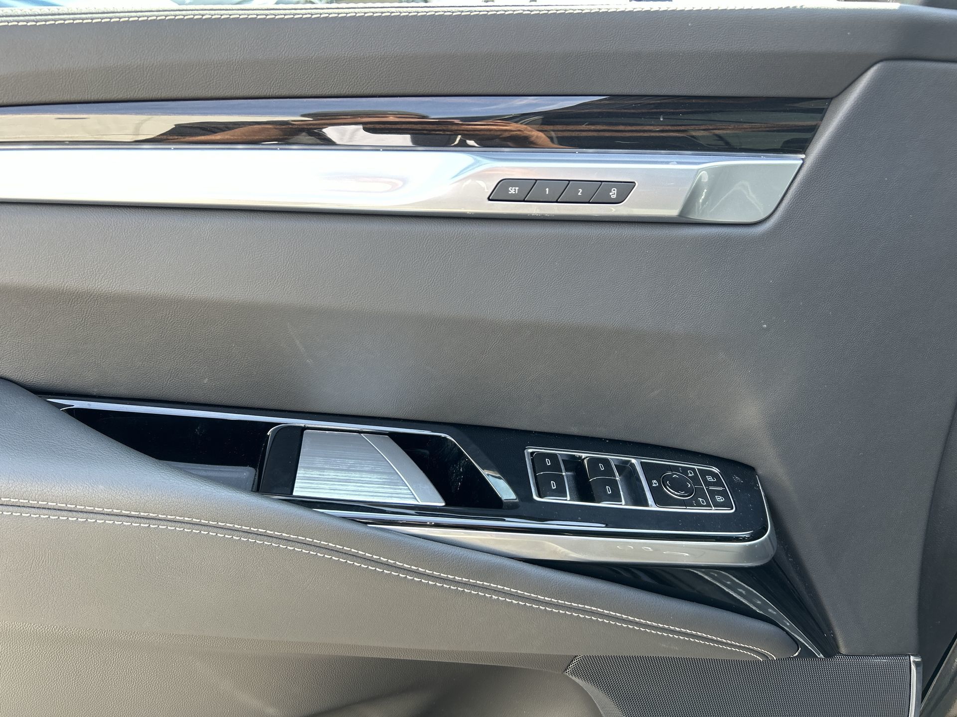 2025 Cadillac Escalade ESV in Brampton, Ontario
