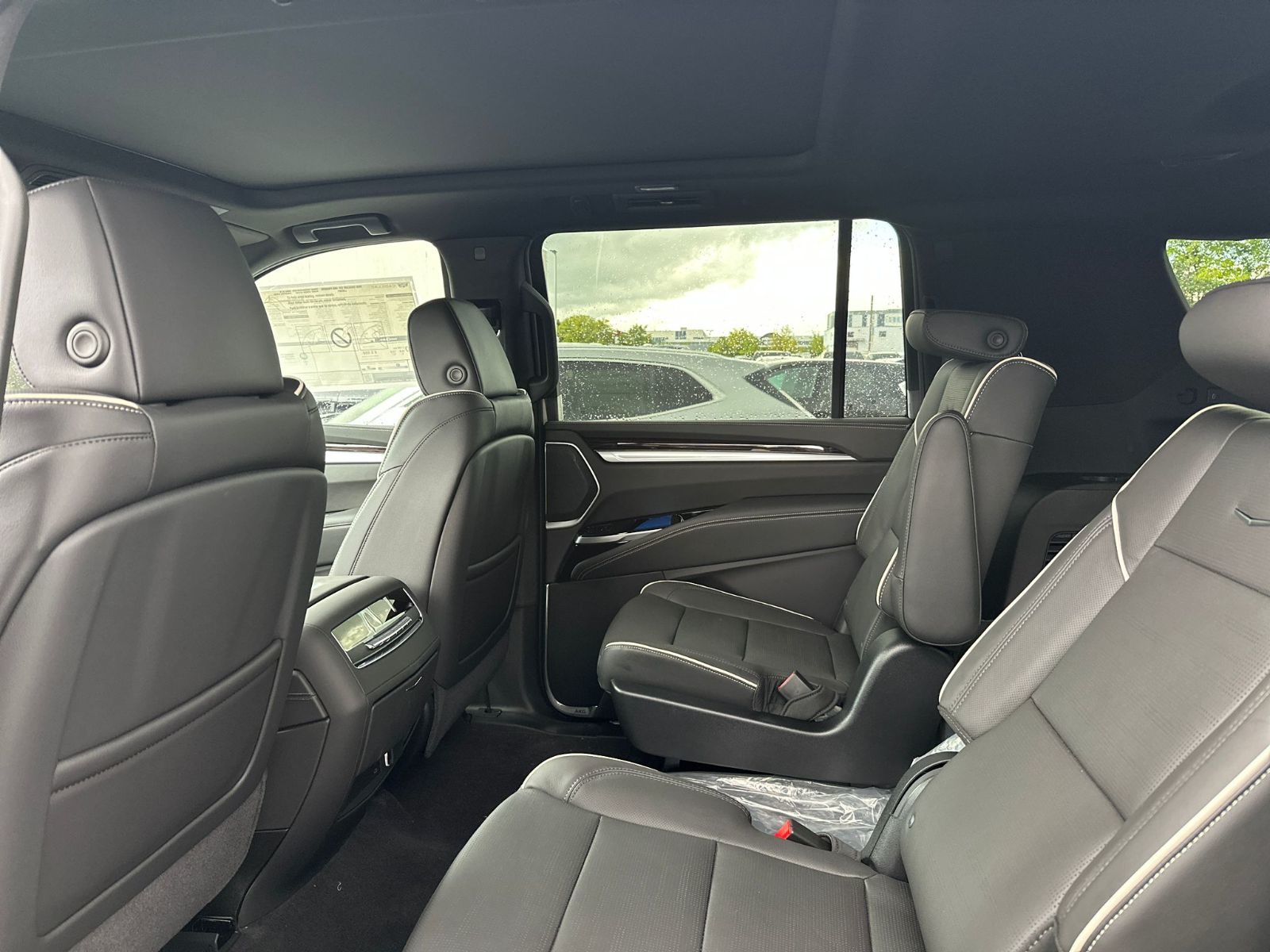 2025 Cadillac ESCALADE ESV