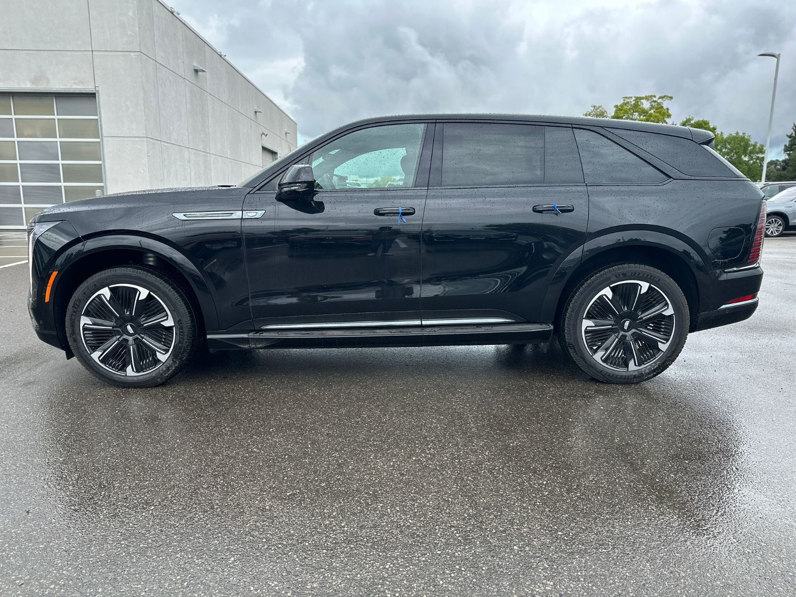 2025 Cadillac ESCALADE IQ