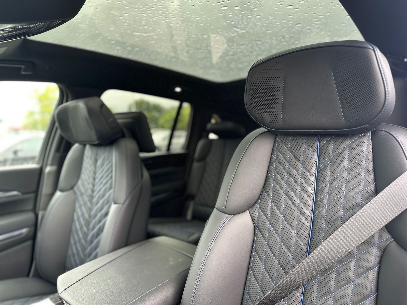 2025 Cadillac ESCALADE IQ