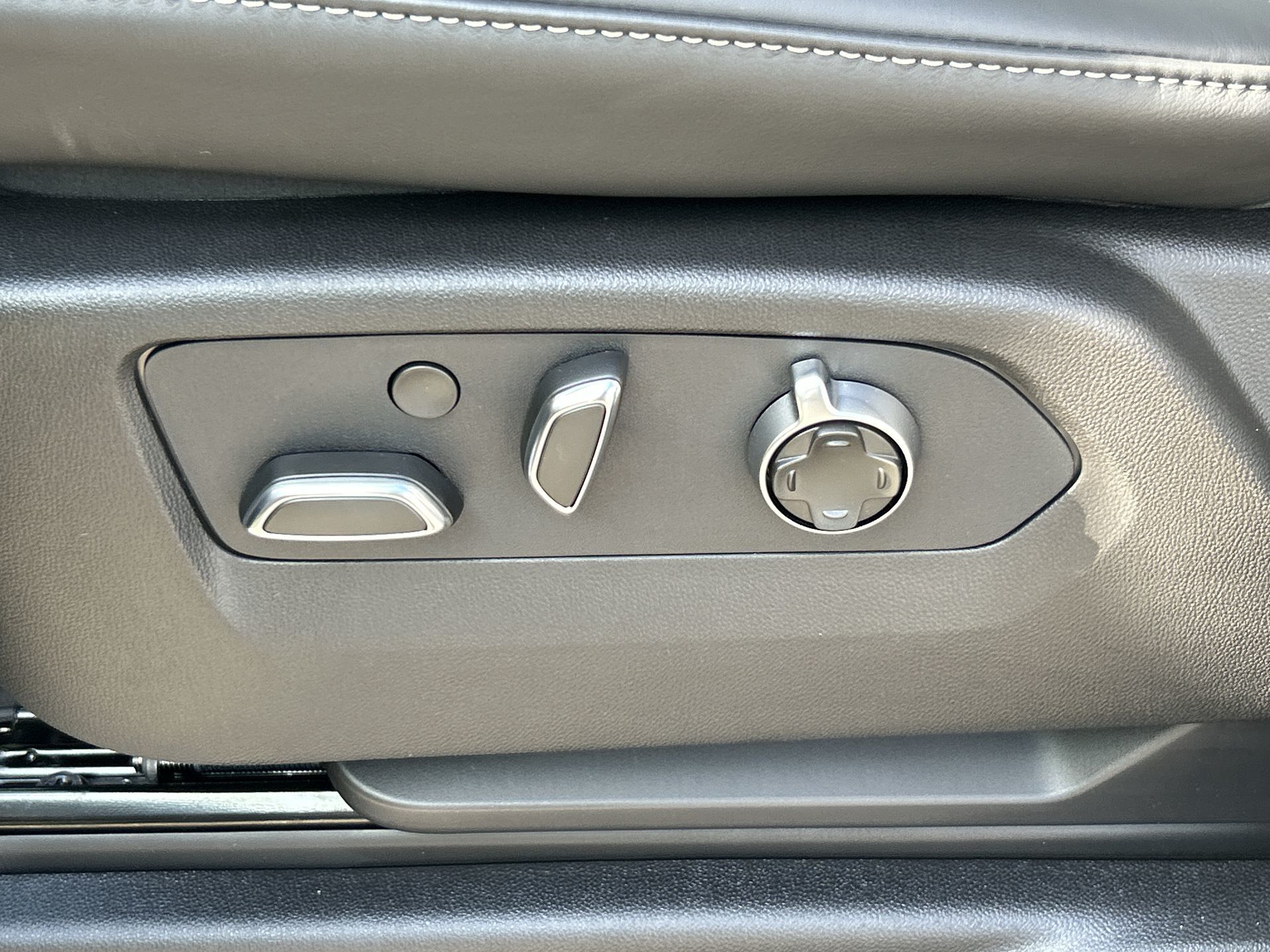 2026 Cadillac ESCALADE