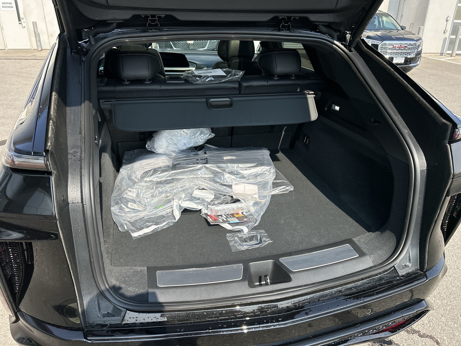 2026 Cadillac LYRIQ-V