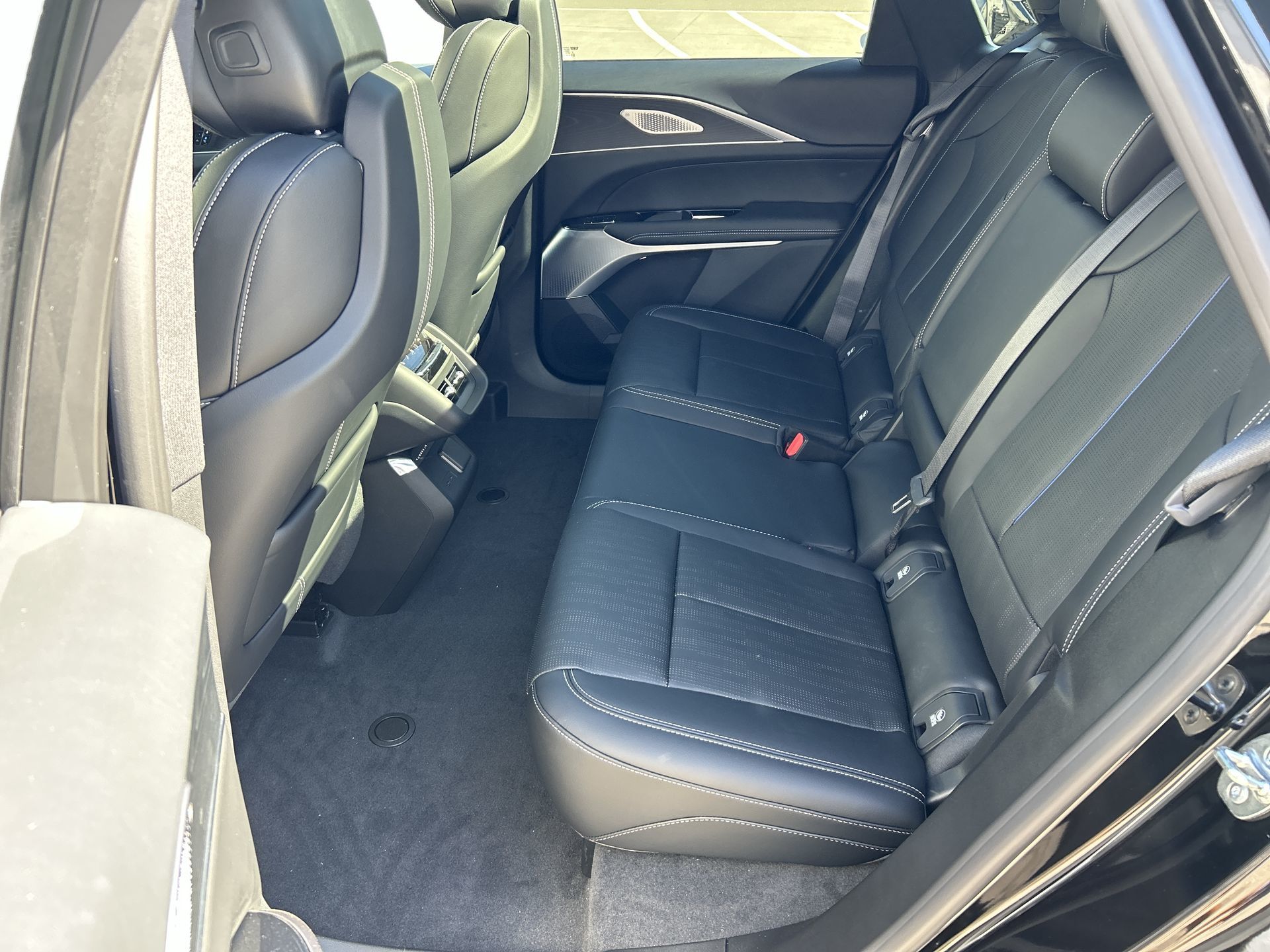 2026 Cadillac LYRIQ-V