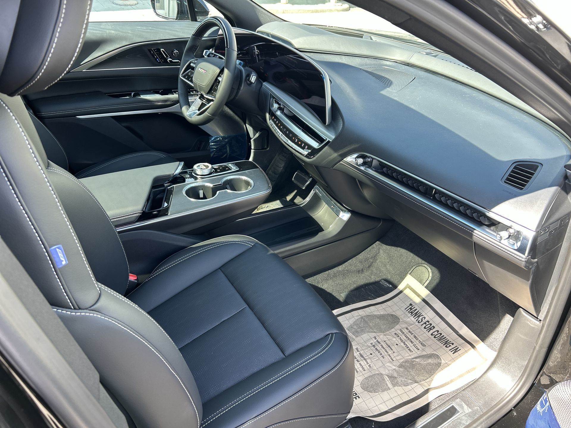 2026 Cadillac LYRIQ-V