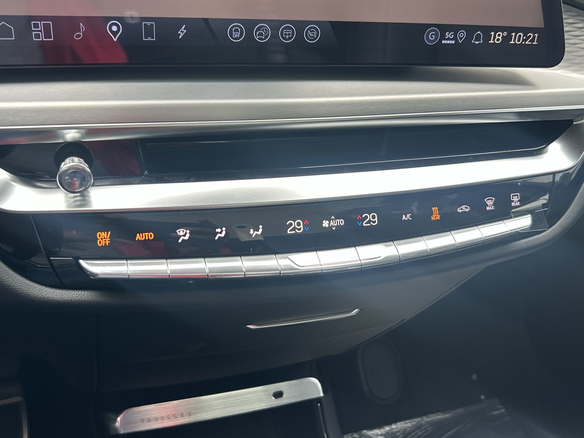 2026 Cadillac LYRIQ-V