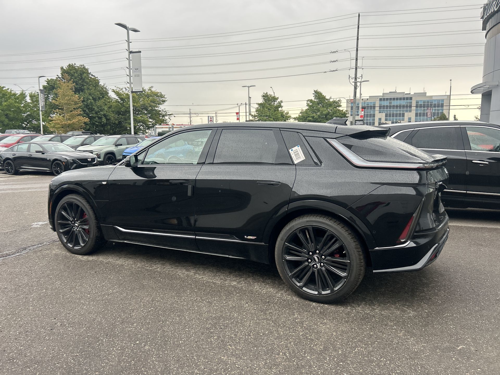 2026 Cadillac LYRIQ-V