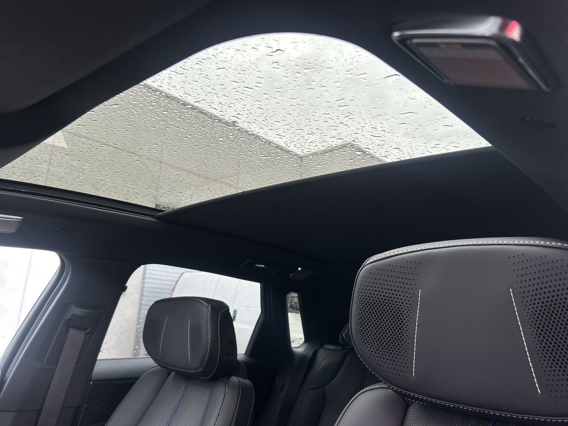 2026 Cadillac LYRIQ-V