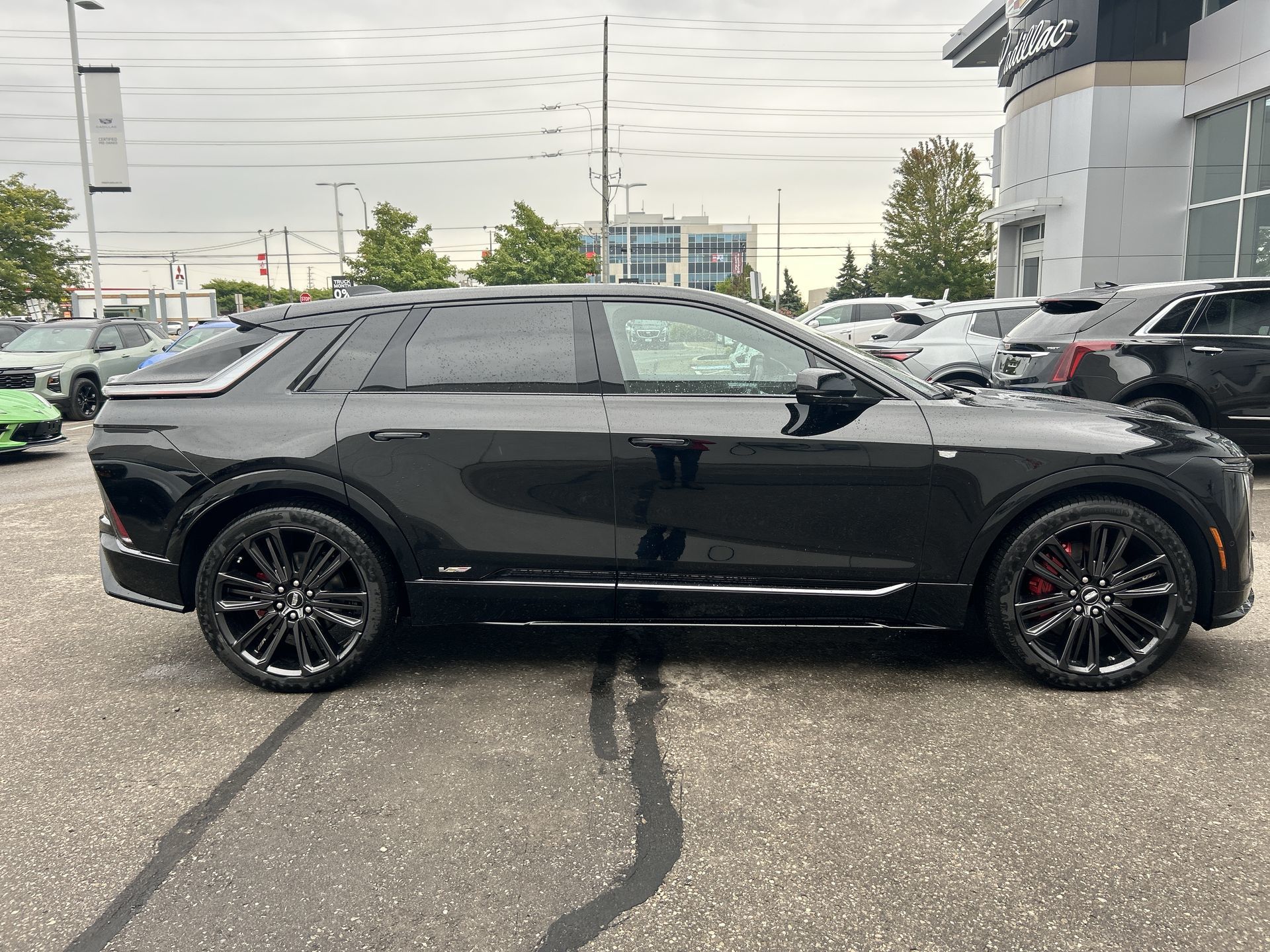 2026 Cadillac LYRIQ-V