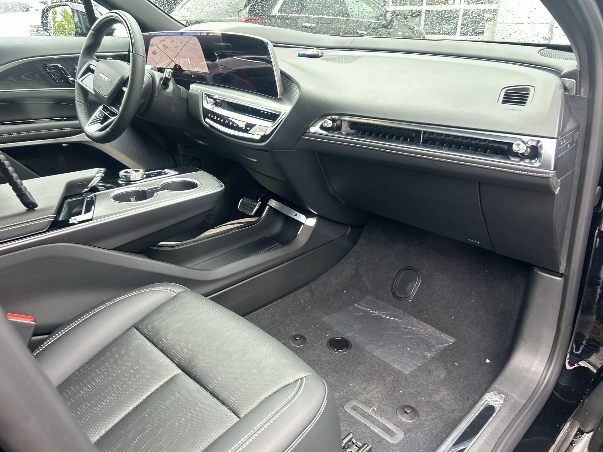 2026 Cadillac LYRIQ-V