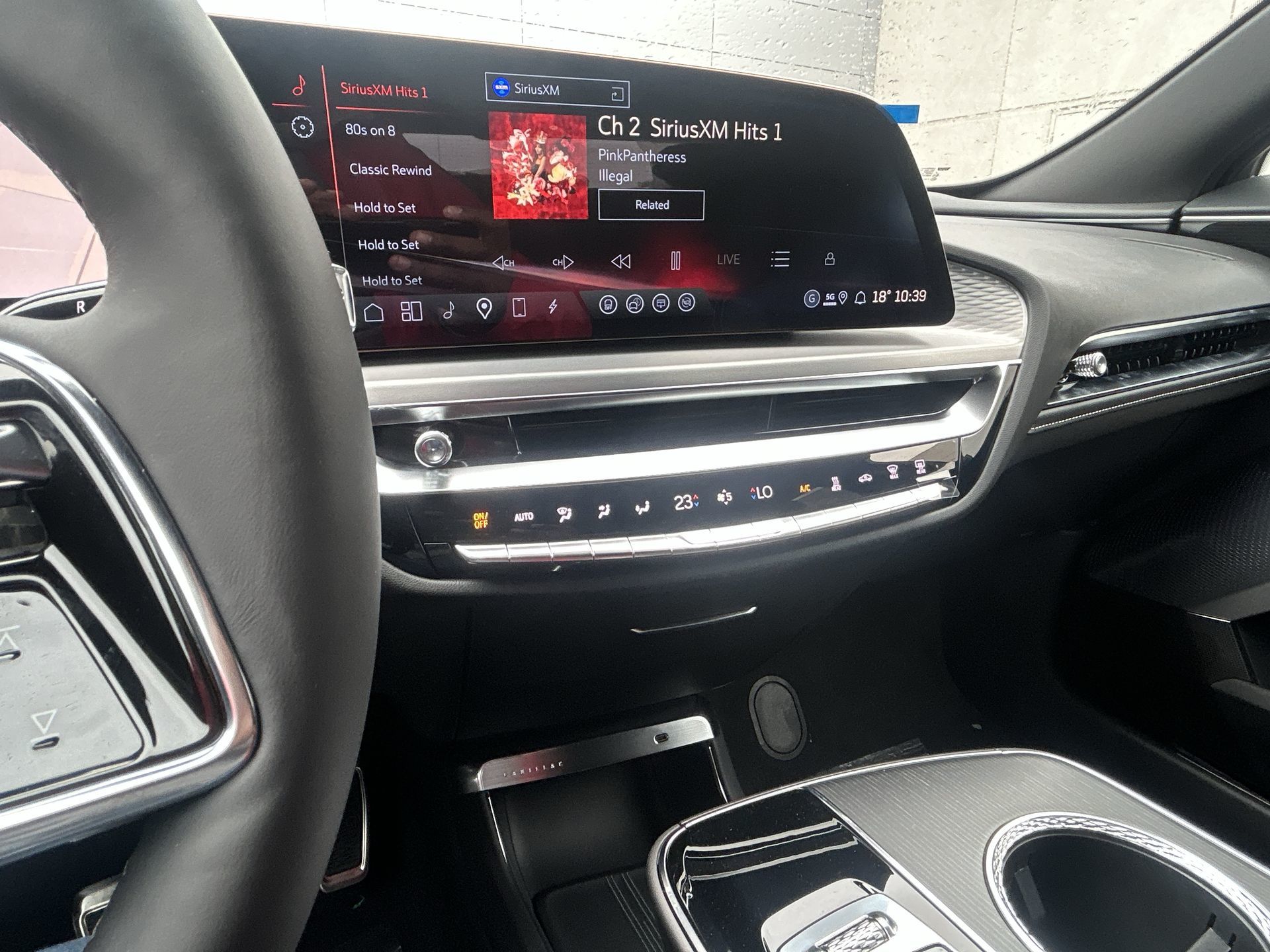 2026 Cadillac LYRIQ-V