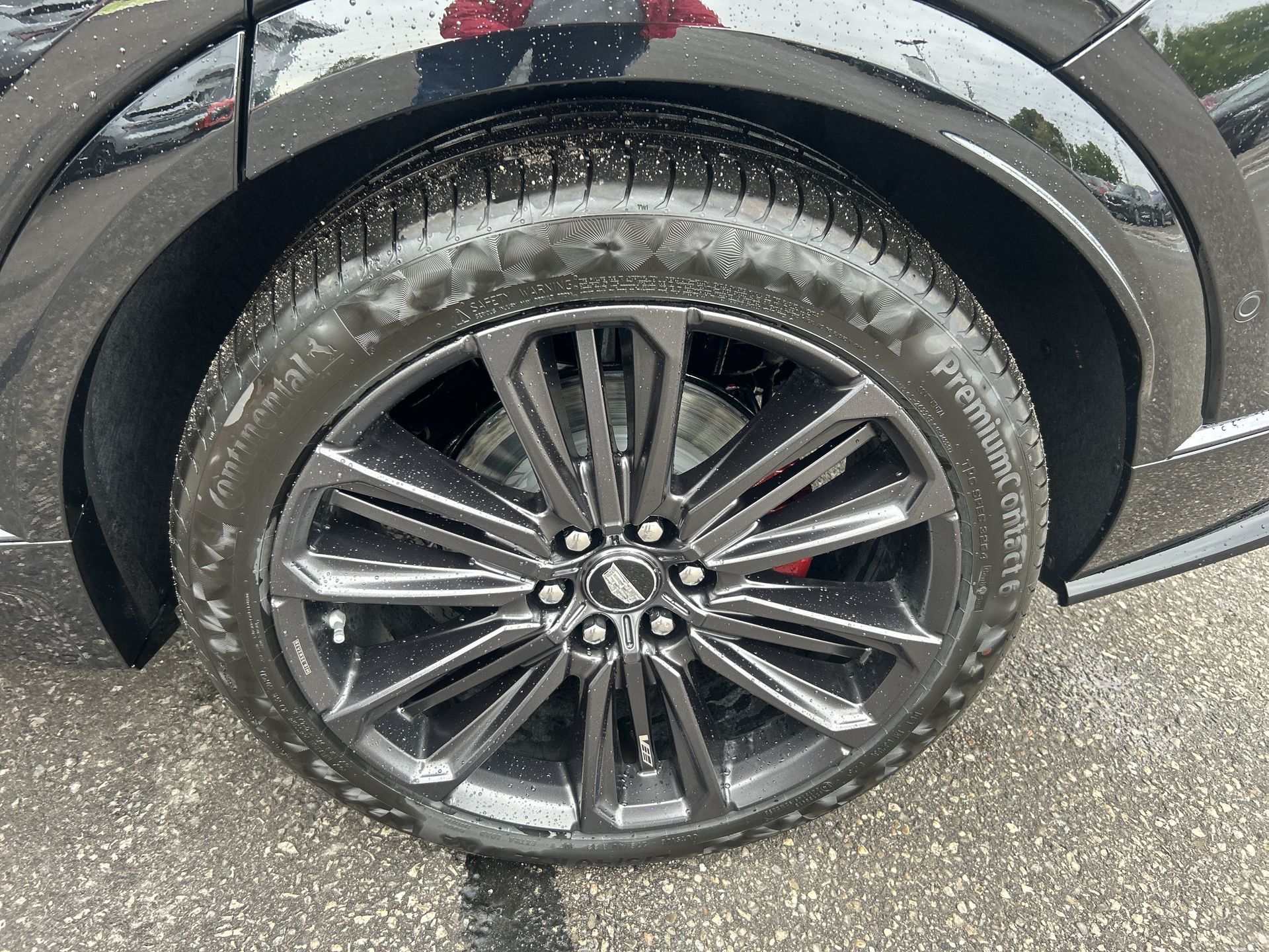 2026 Cadillac LYRIQ-V