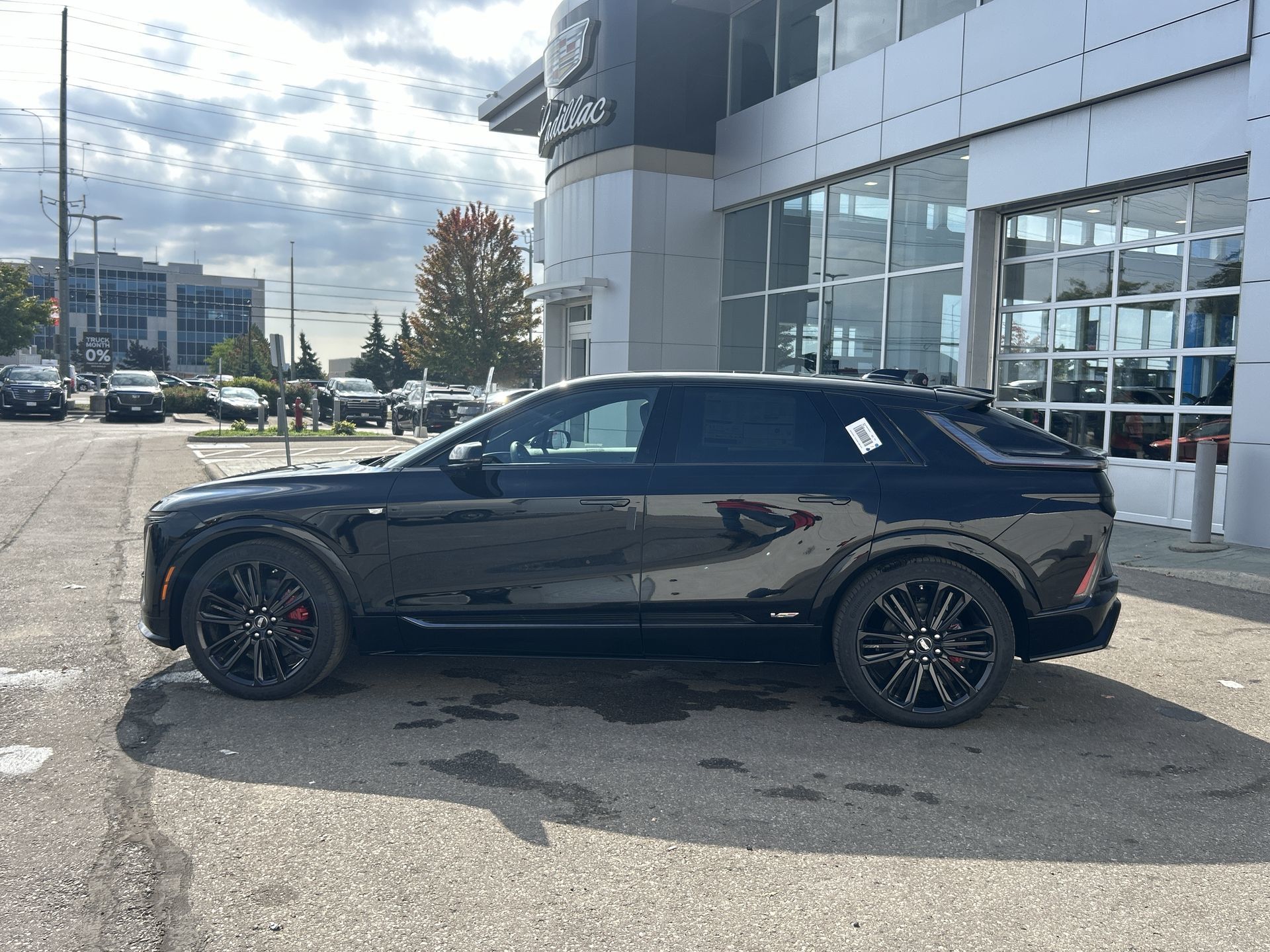 2026 Cadillac LYRIQ-V