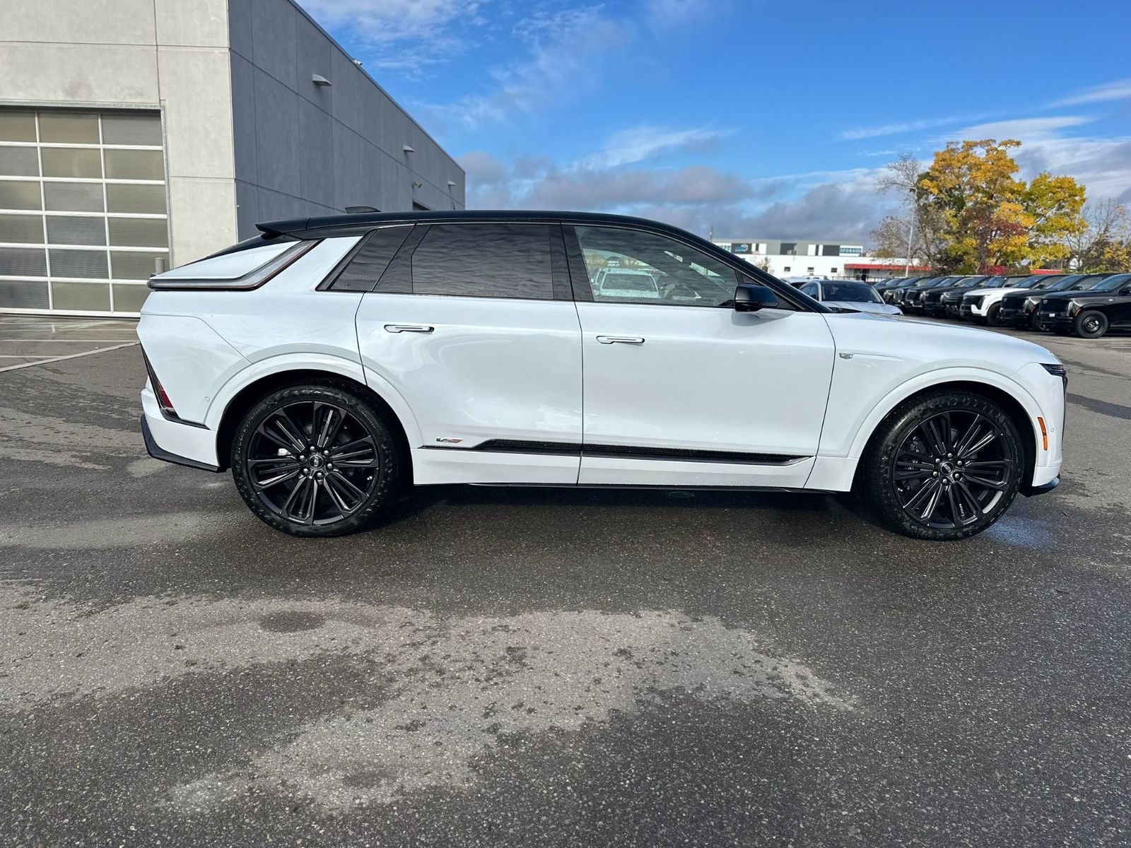 2026 Cadillac LYRIQ-V