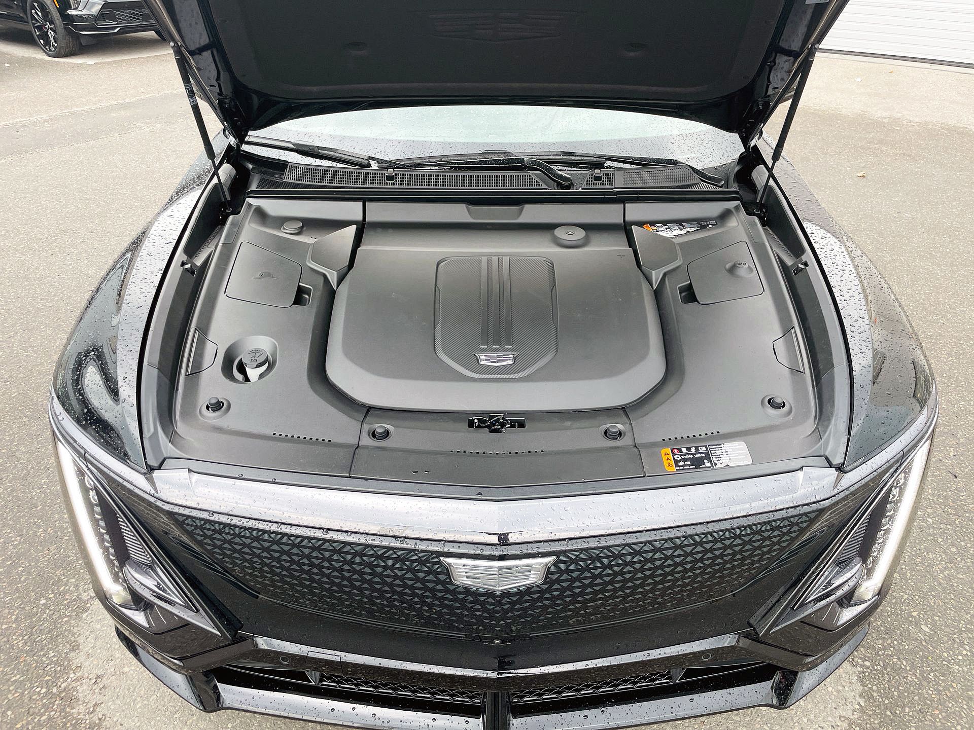 2026 Cadillac LYRIQ-V