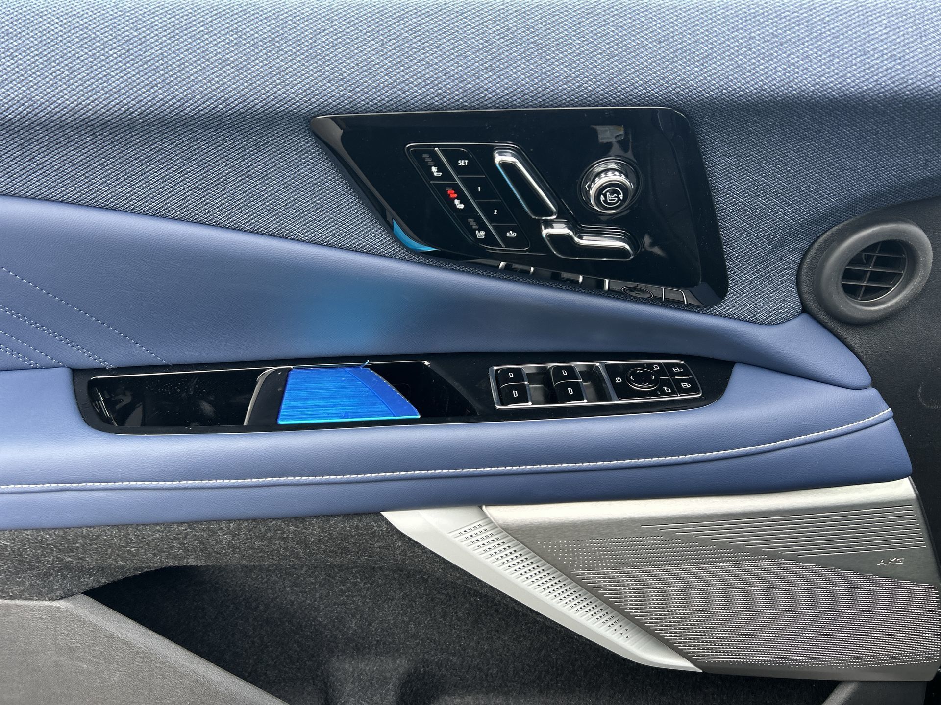 2025 Cadillac OPTIQ in Brampton, Ontario