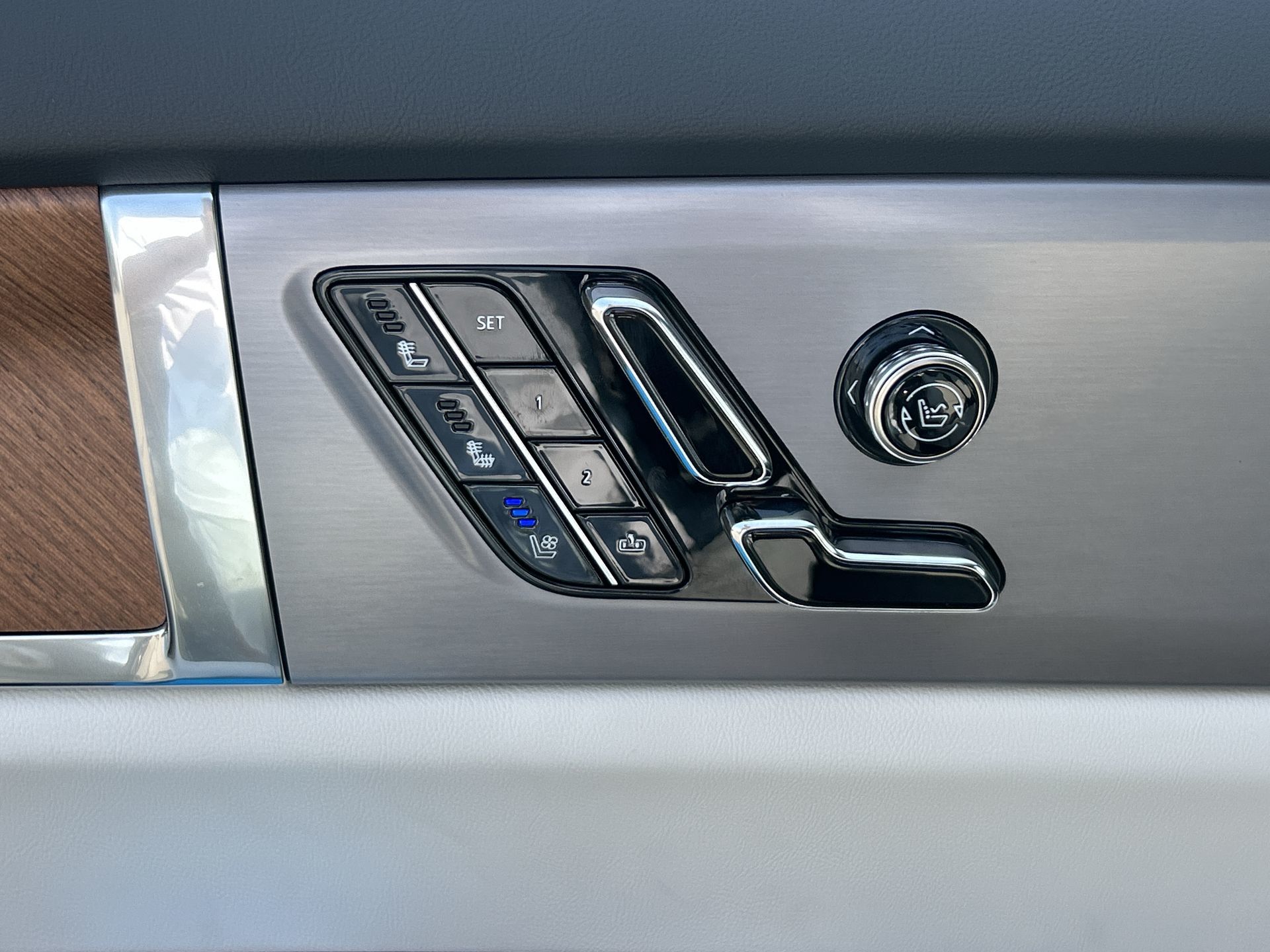 Cadillac VISTIQ  2026 à Brampton, Ontario
