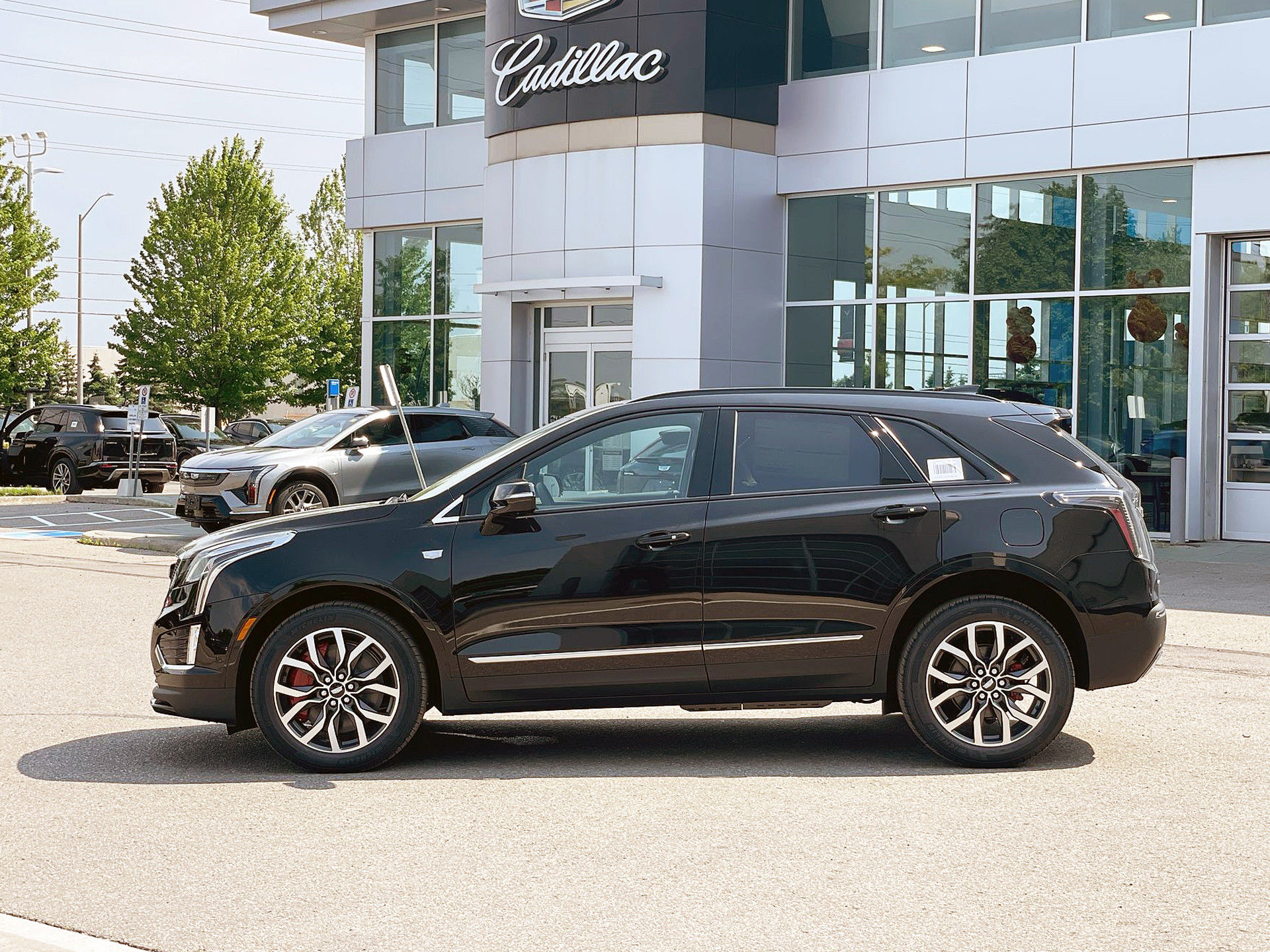 2025 Cadillac XT5 in Brampton, Ontario