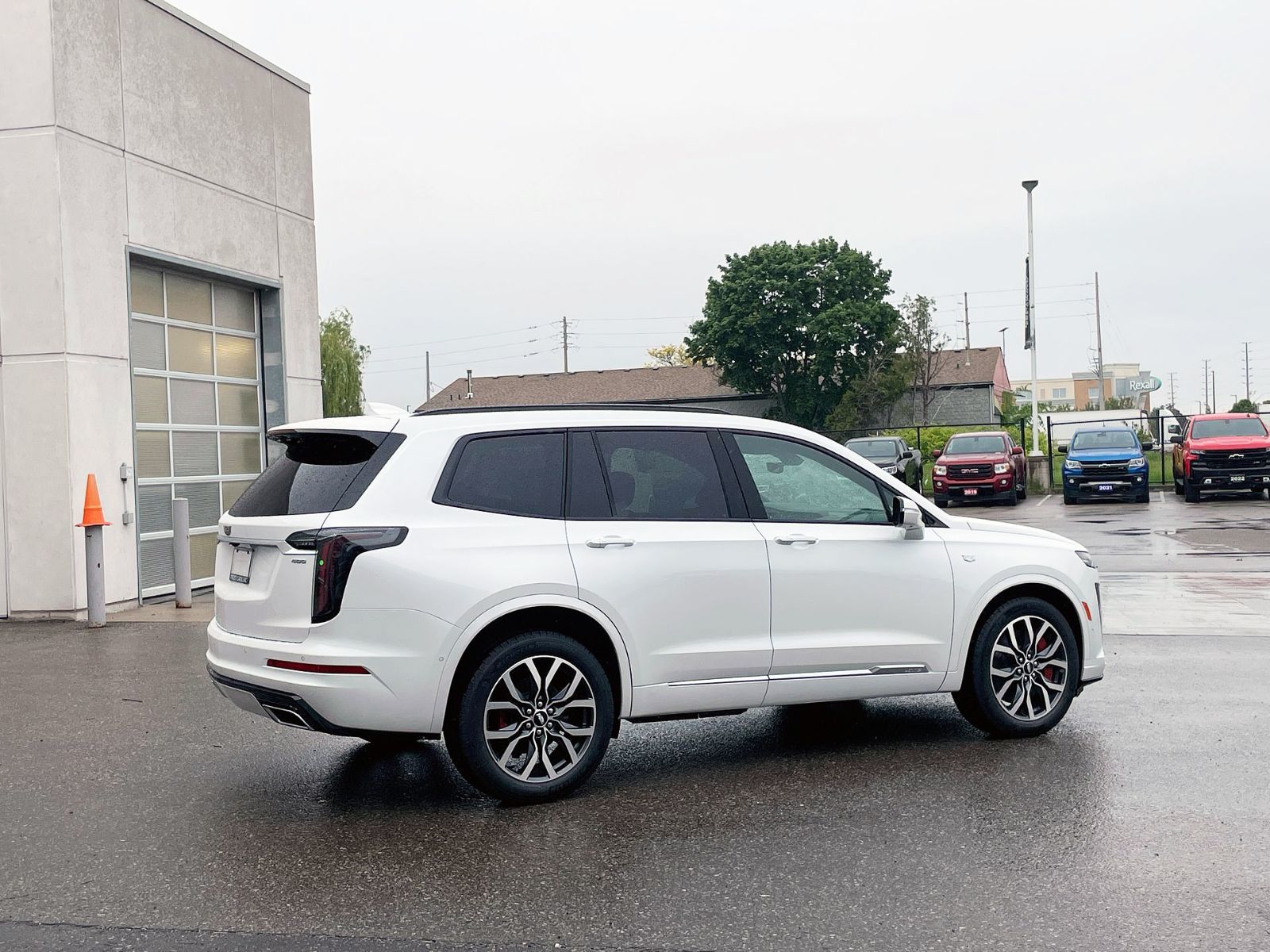 2025 Cadillac XT6 in Brampton, Ontario