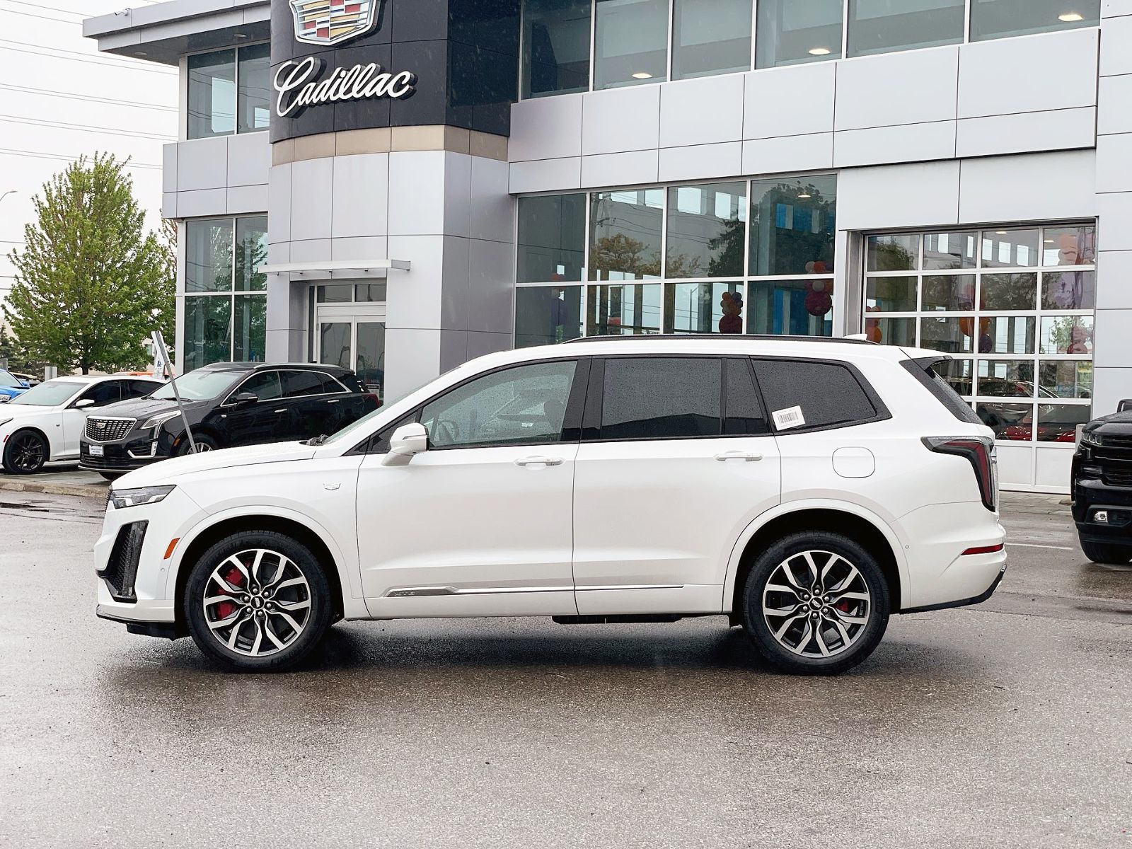 2025 Cadillac XT6 in Brampton, Ontario