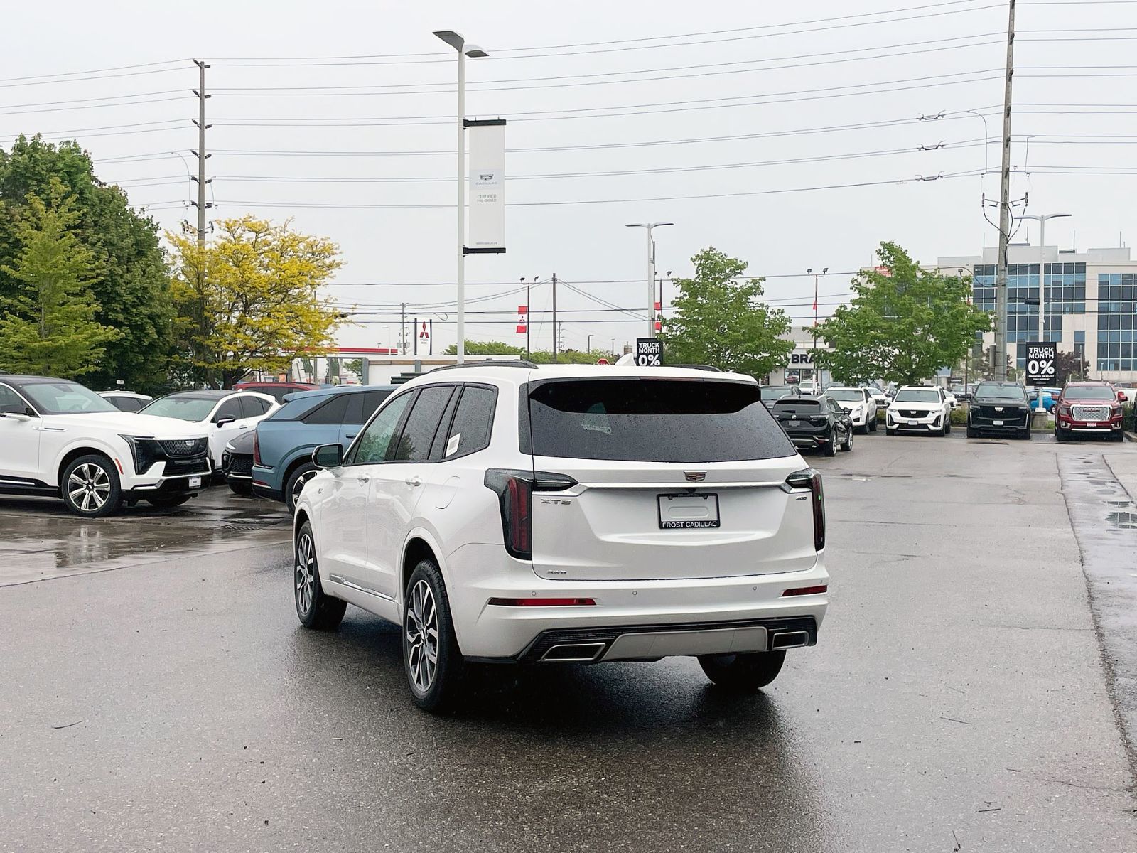 2025 Cadillac XT6 in Brampton, Ontario