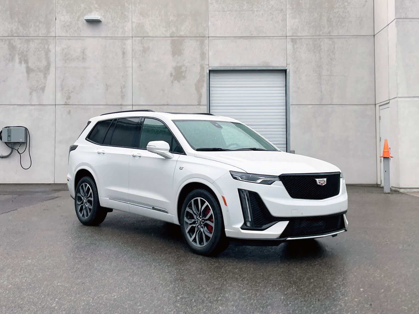2025 Cadillac XT6 in Brampton, Ontario