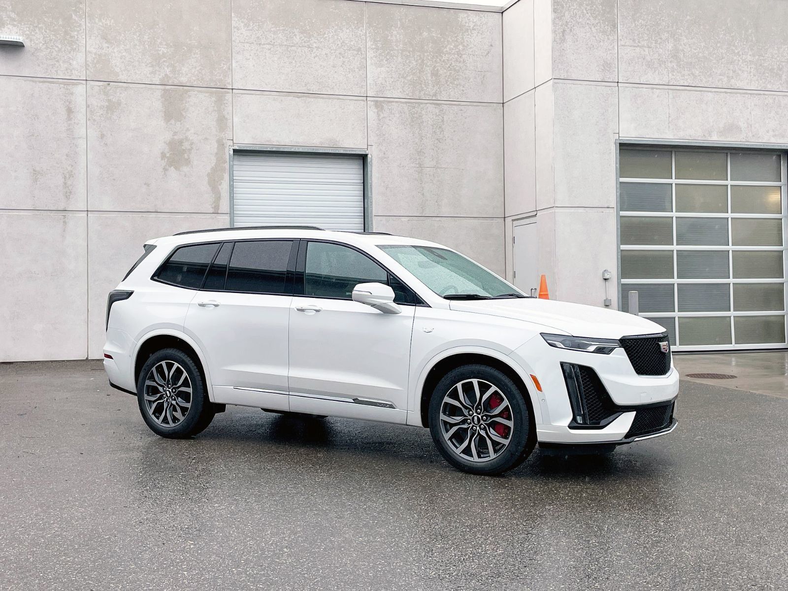 2025 Cadillac XT6 in Brampton, Ontario