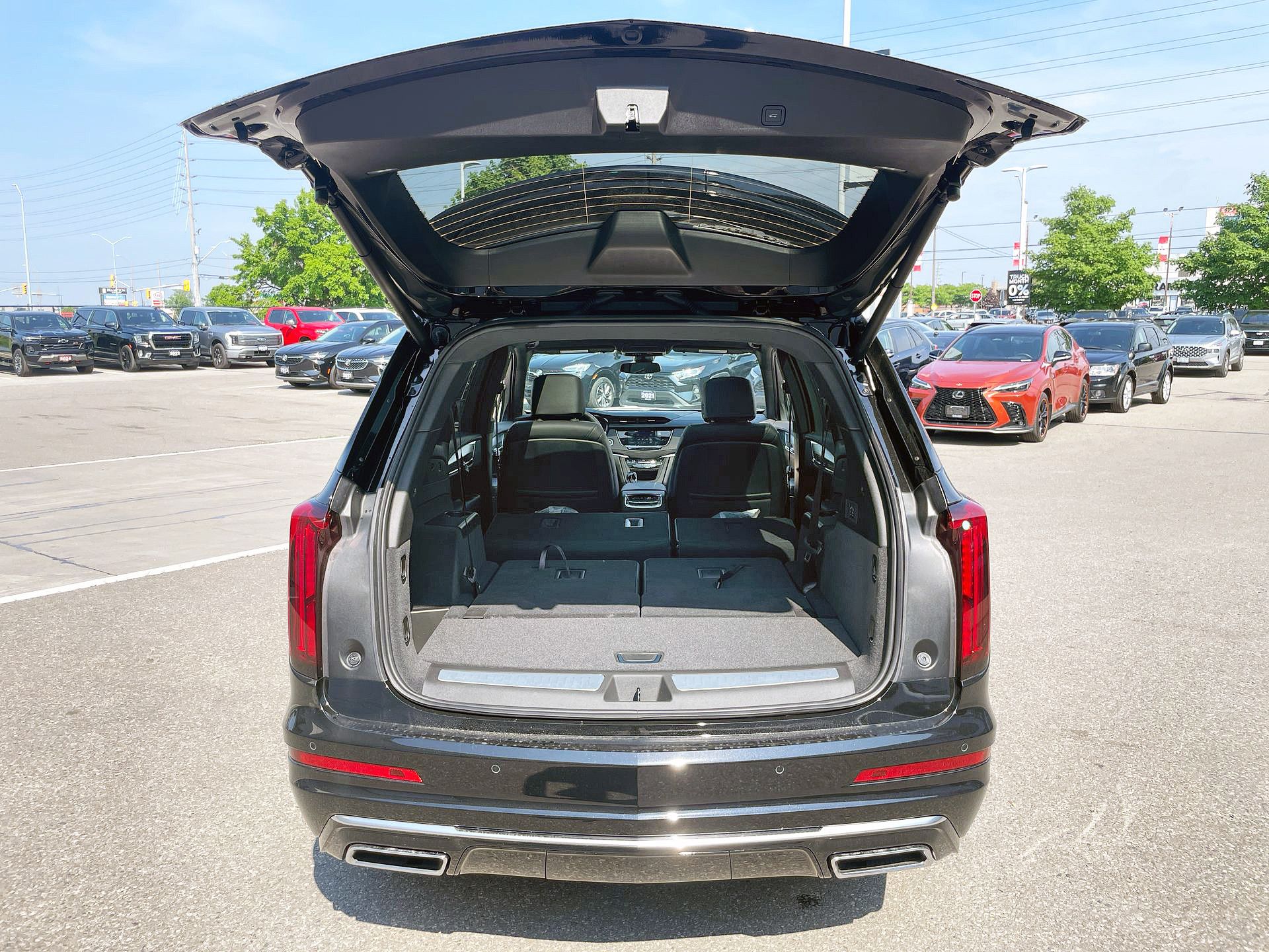 2025 Cadillac XT6 in Brampton, Ontario