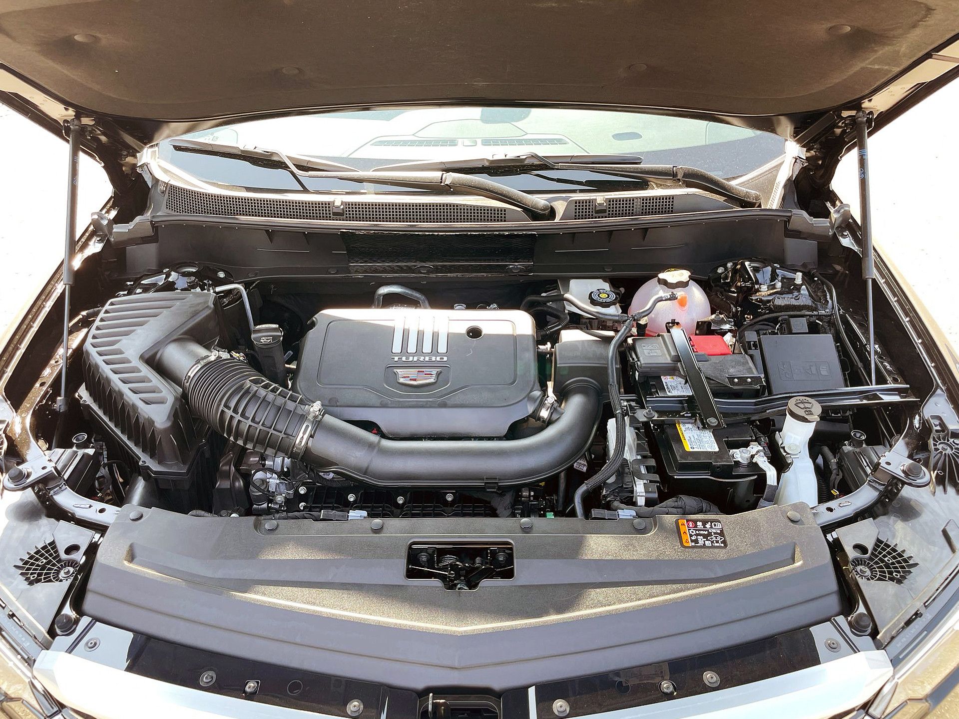 2025 Cadillac XT6 in Brampton, Ontario