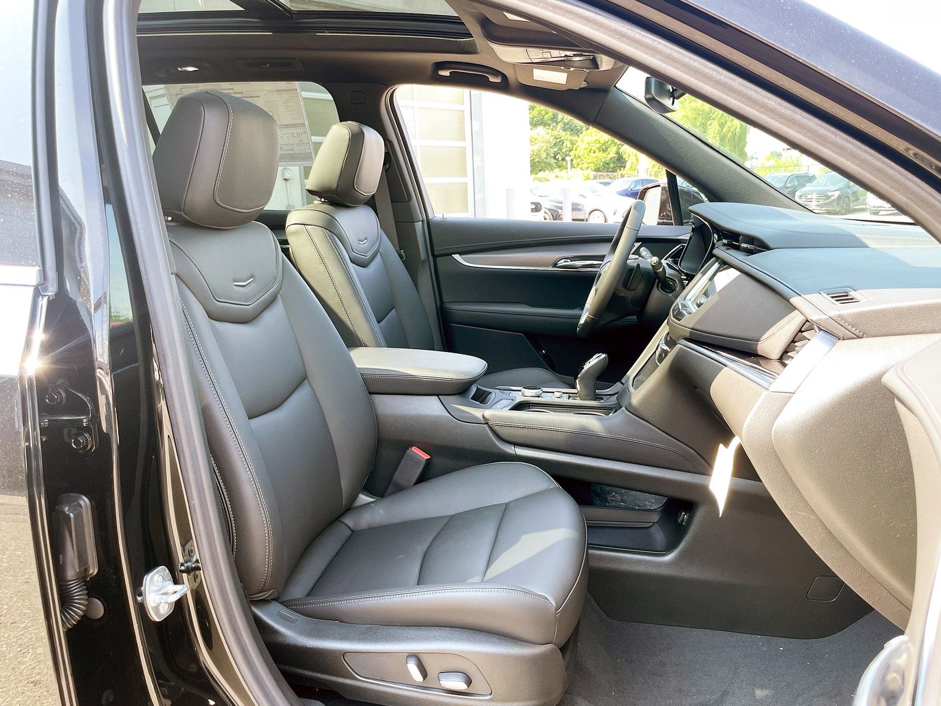 2025 Cadillac XT6 in Brampton, Ontario
