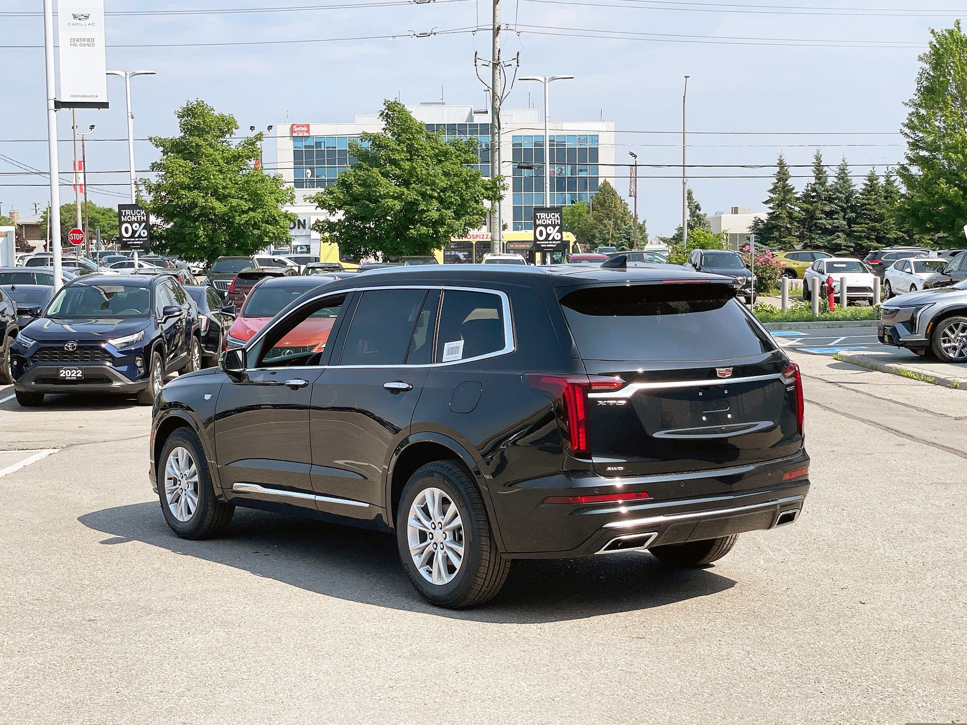 2025 Cadillac XT6 in Brampton, Ontario