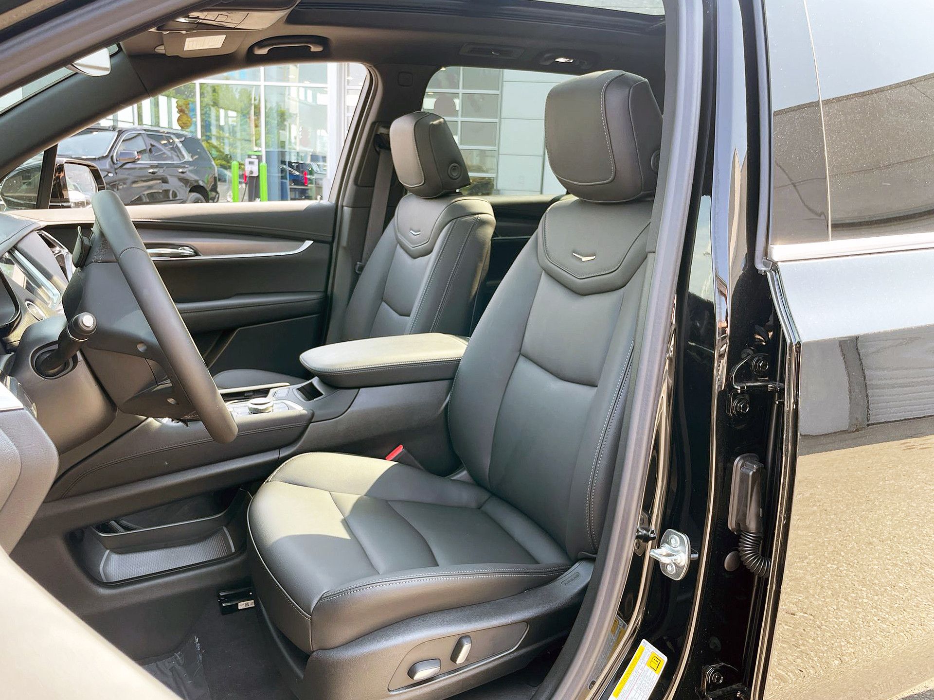 2025 Cadillac XT6 in Brampton, Ontario