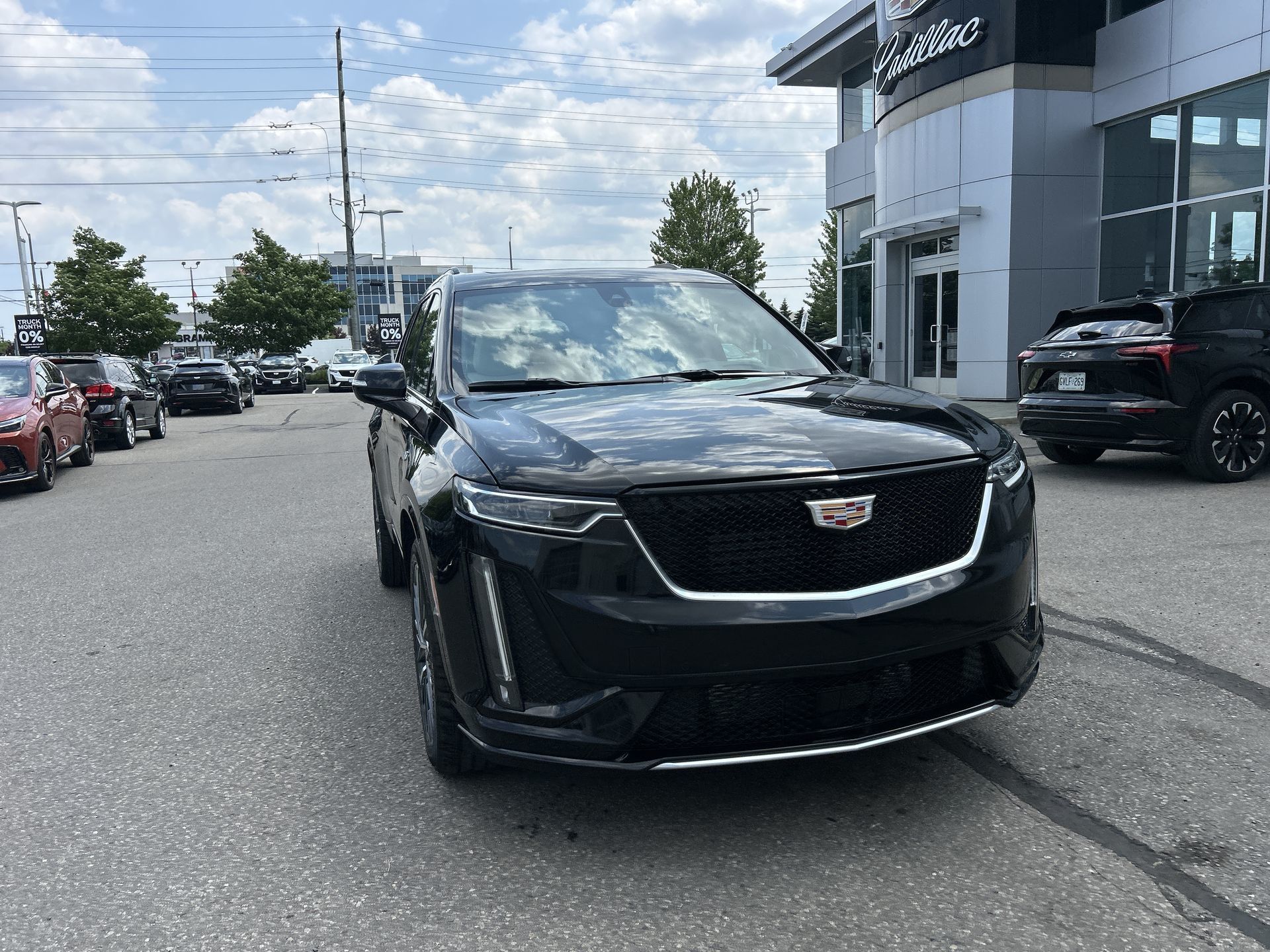 2025 Cadillac XT6 in Brampton, Ontario