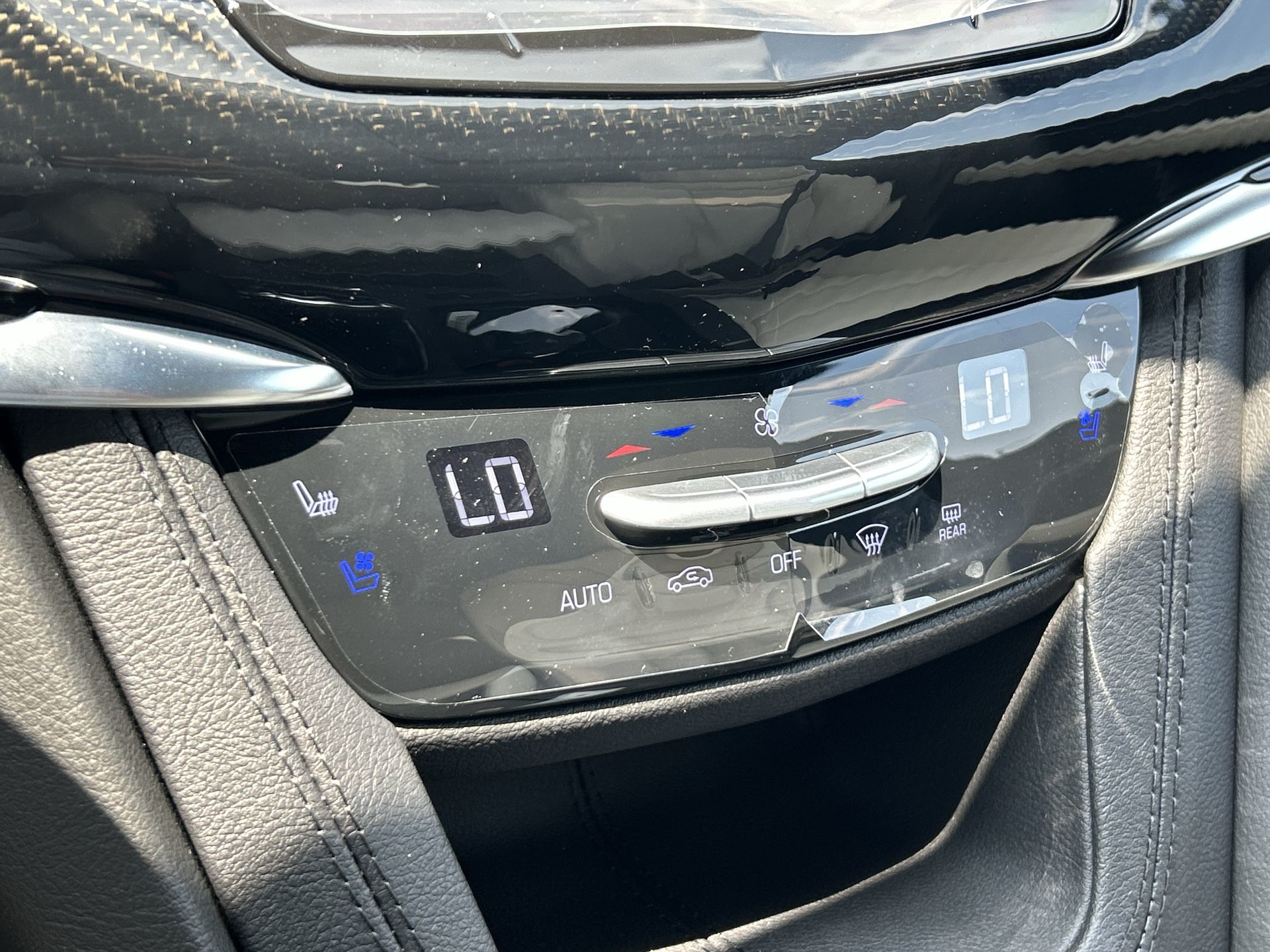 2025 Cadillac XT6 in Brampton, Ontario