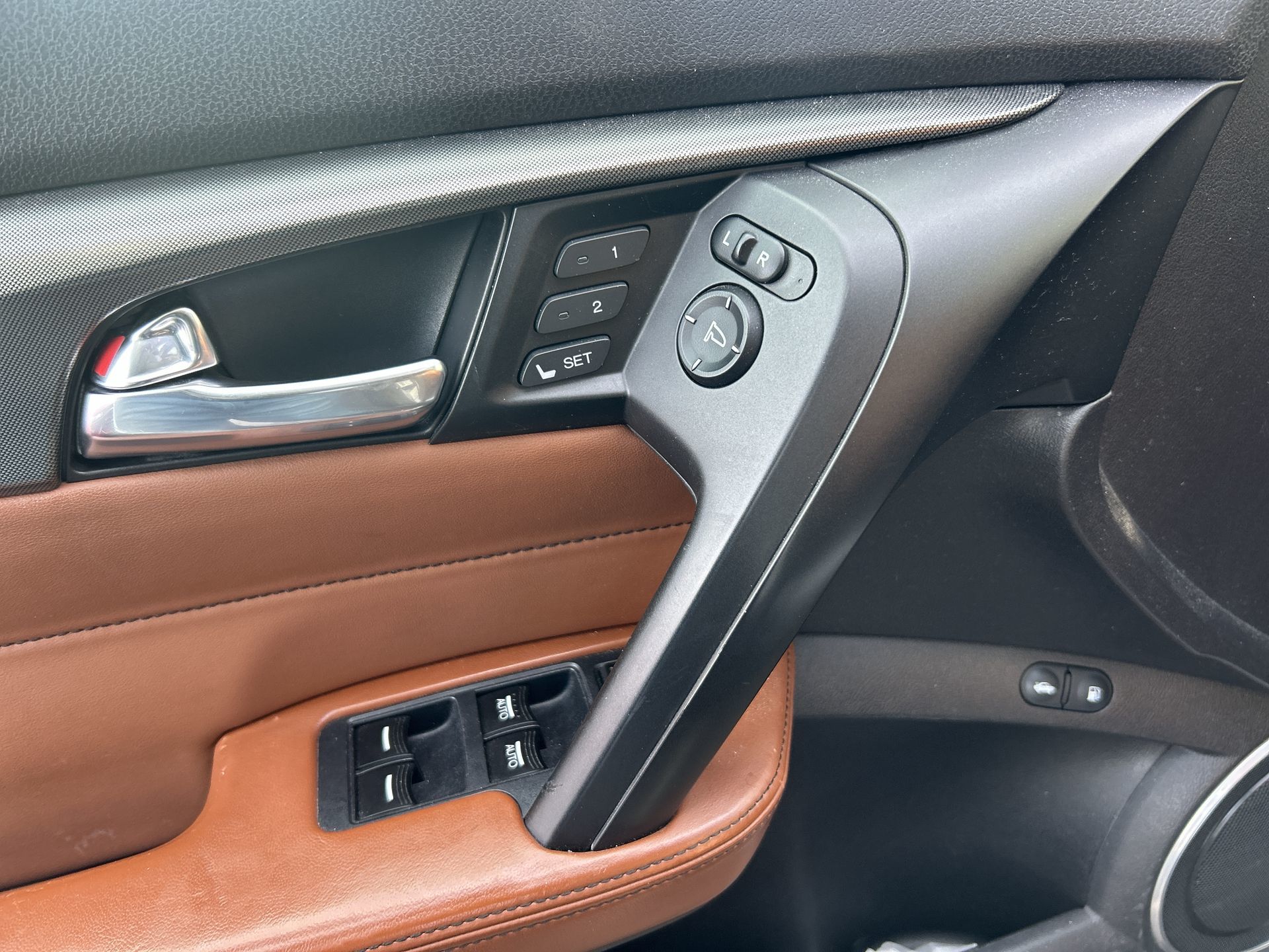 Acura TL  2013 à Brampton, Ontario