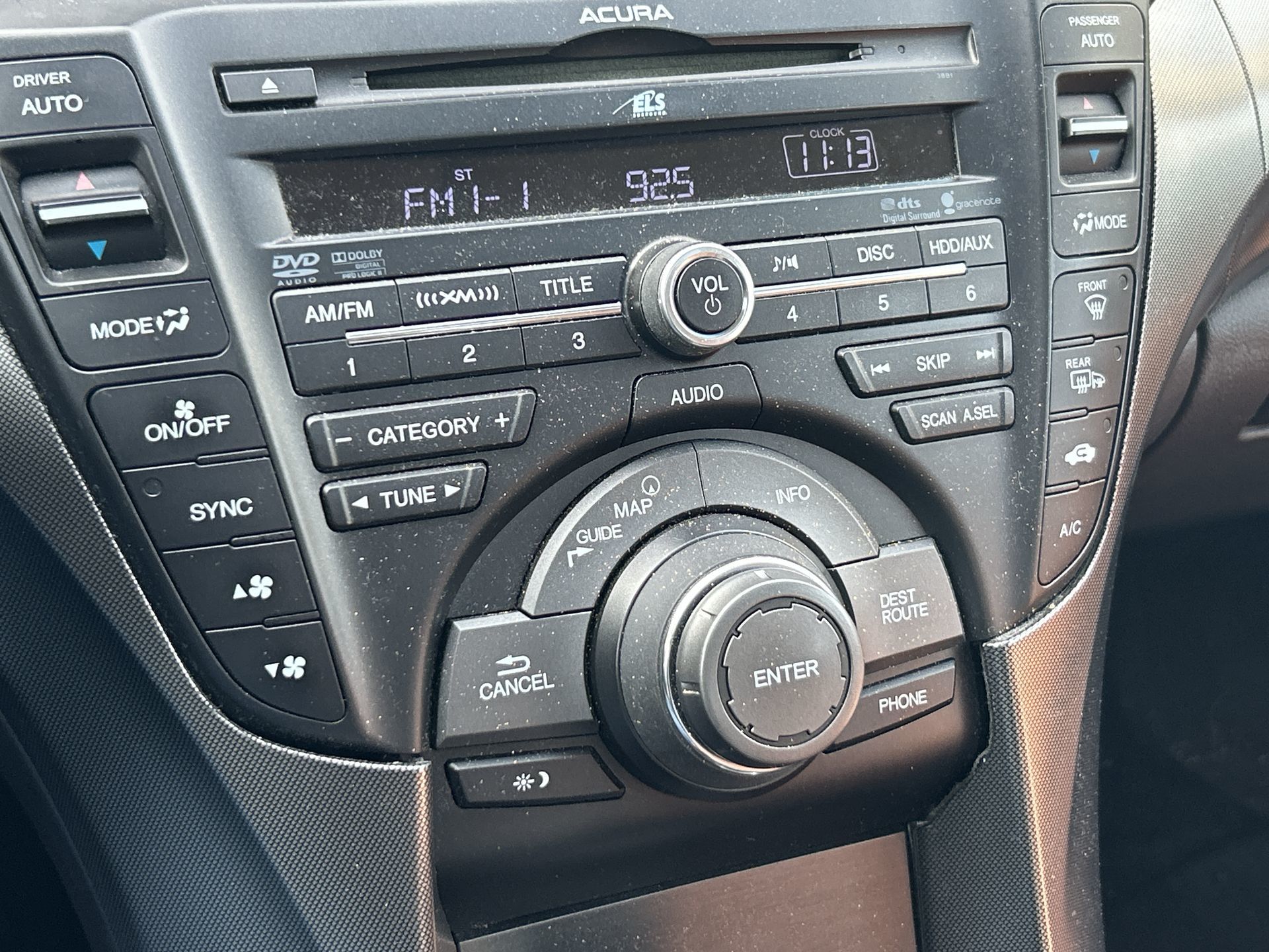 Acura TL  2013 à Brampton, Ontario