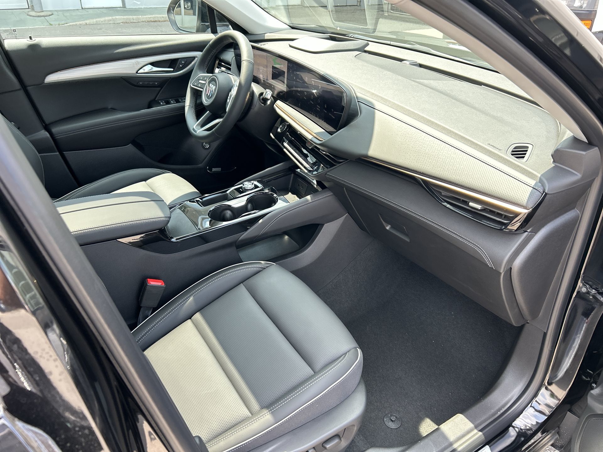 2025 Buick ENVISION in Brampton, Ontario