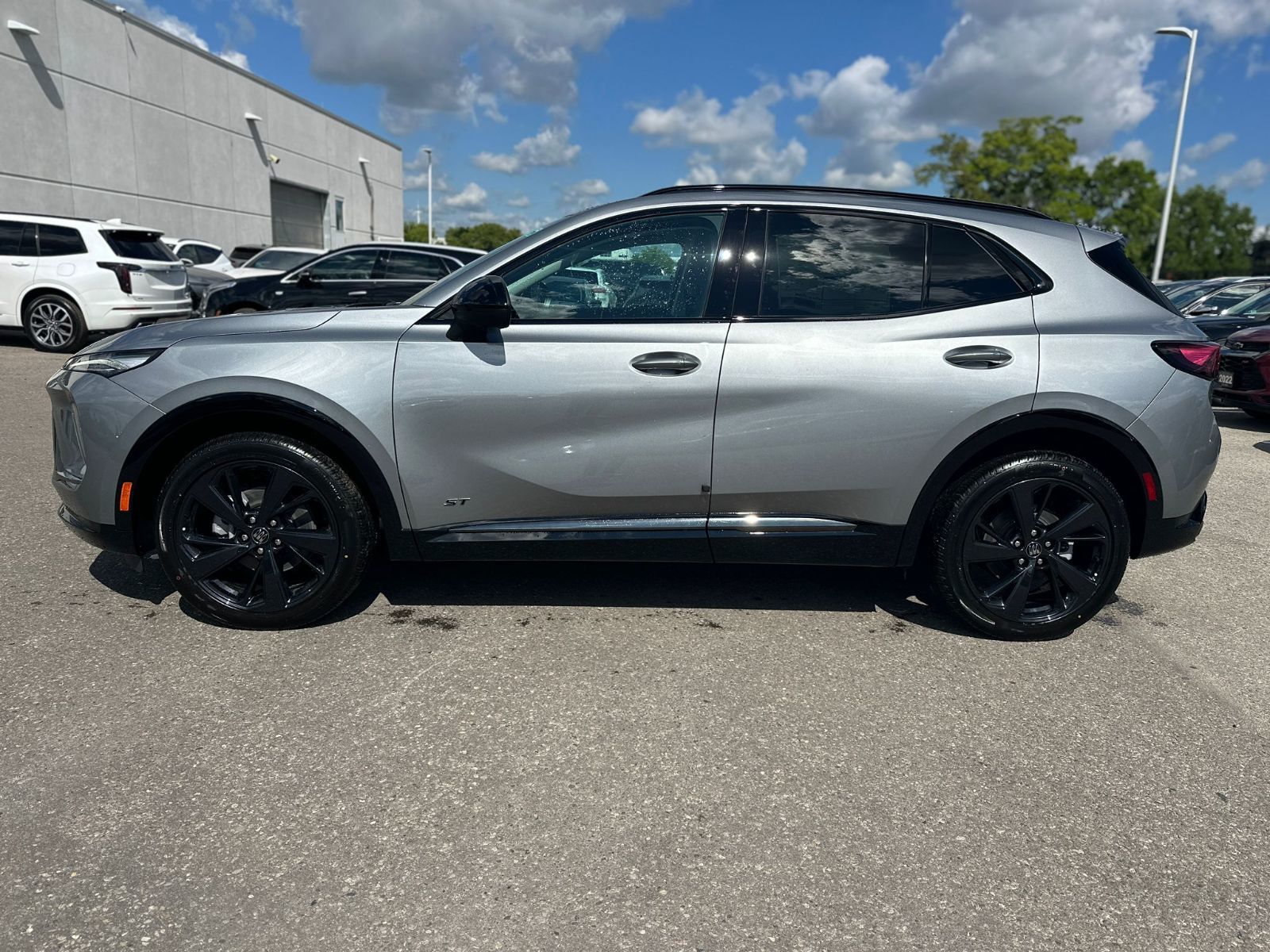 2025 Buick ENVISION in Brampton, Ontario