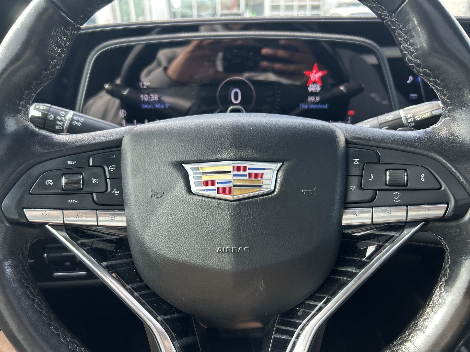 2023 Cadillac Escalade ESV