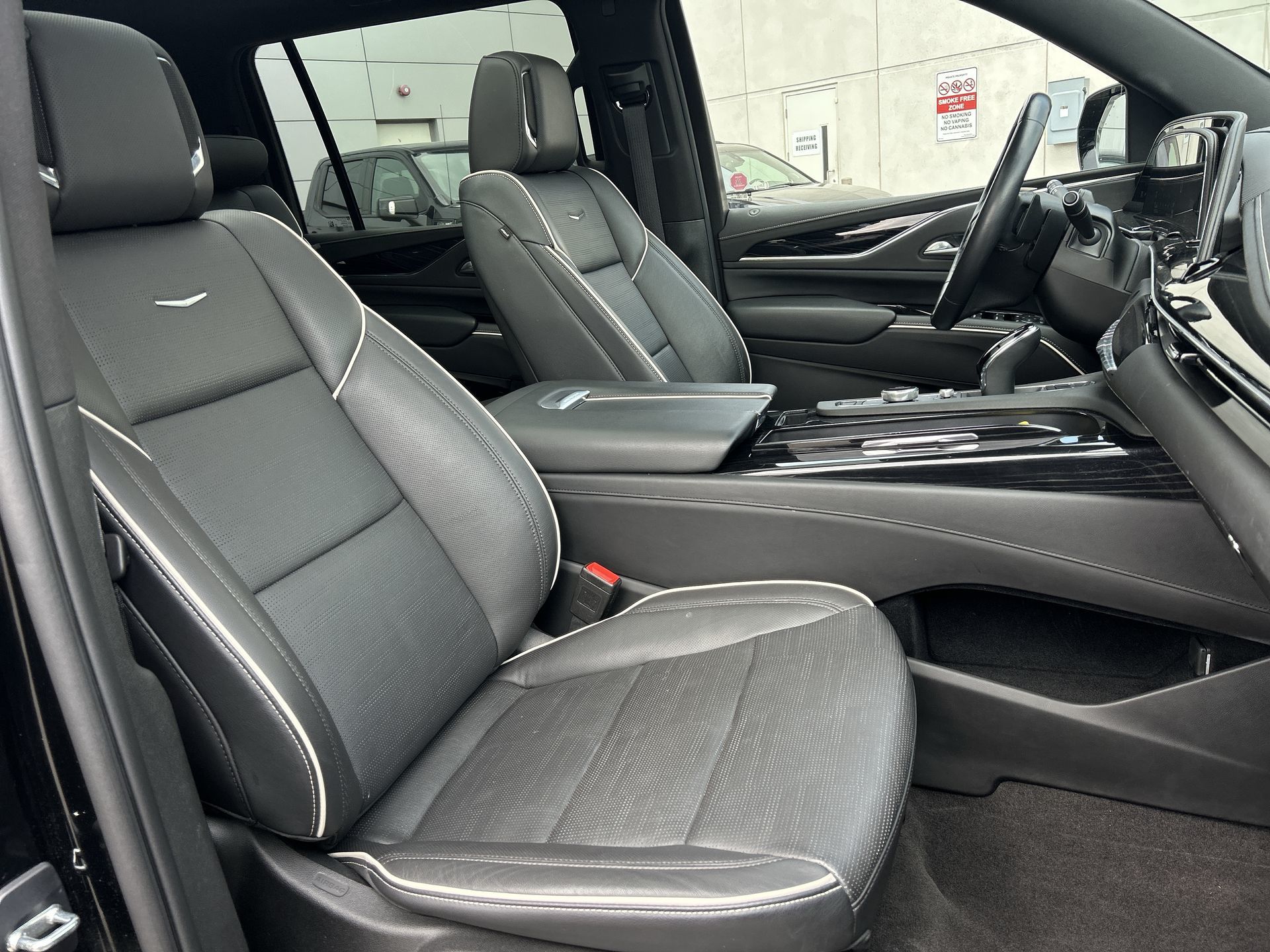 2023 Cadillac Escalade ESV