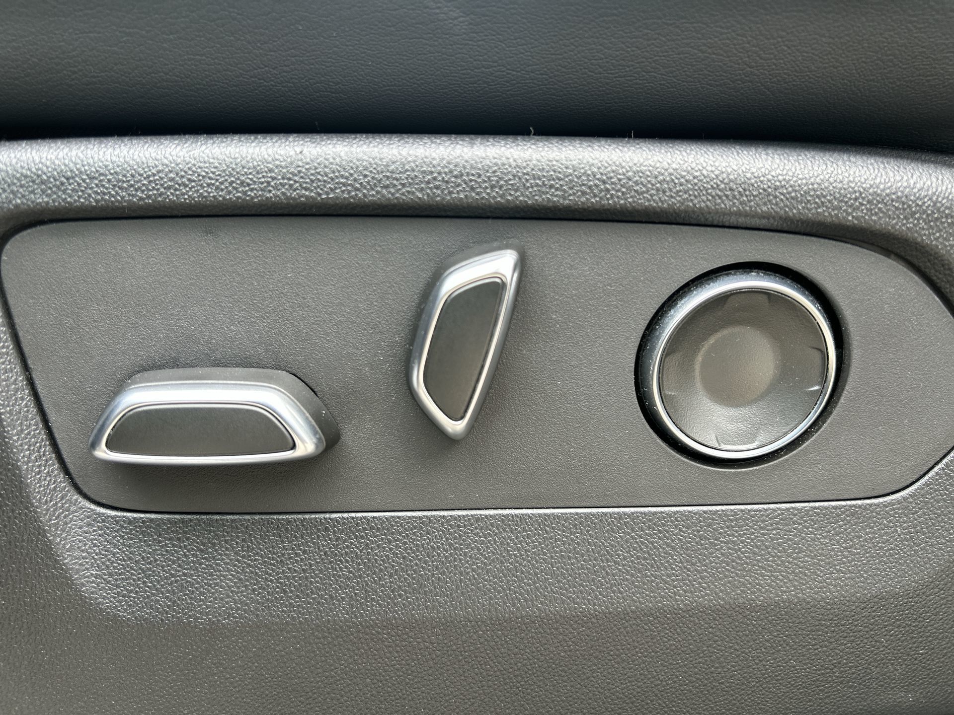 2023 Cadillac Escalade ESV