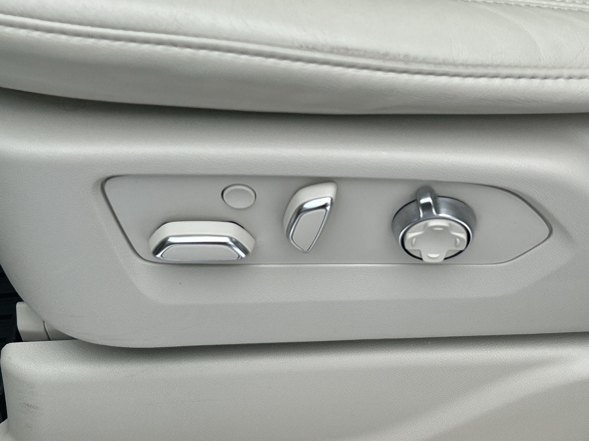 2022 Cadillac Escalade ESV