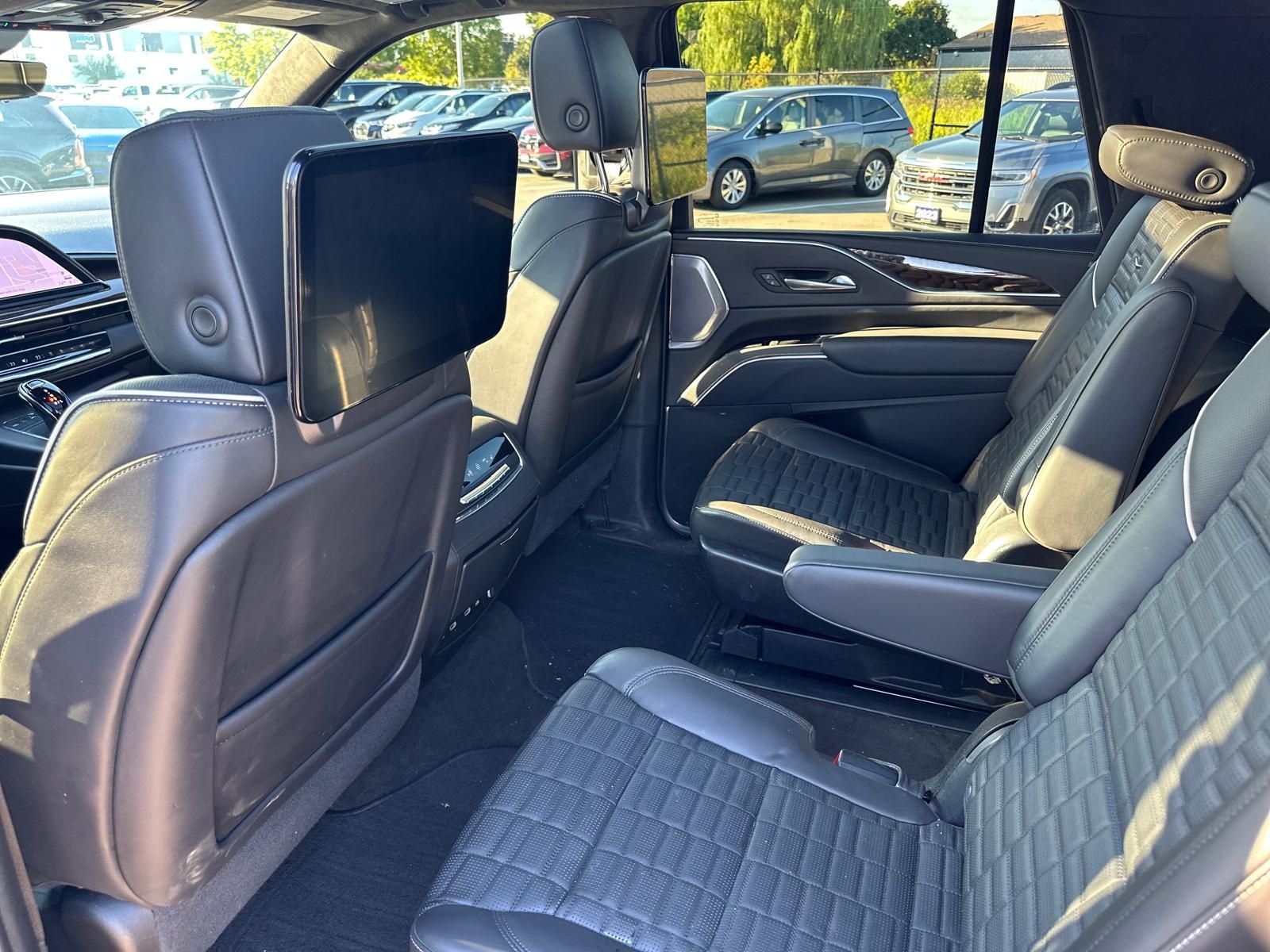 2023 Cadillac Escalade in Brampton, Ontario