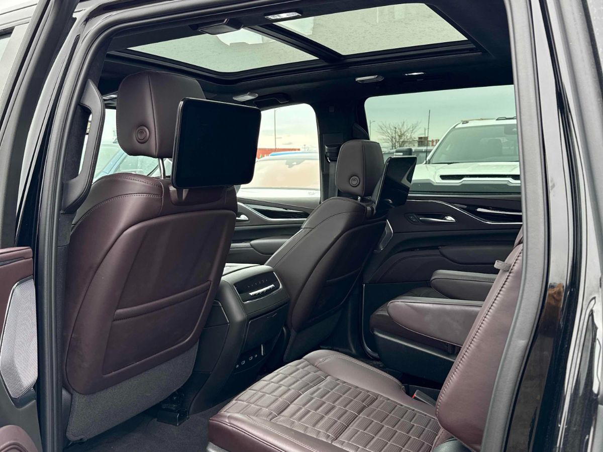 Cadillac Escalade  2023 à Brampton, Ontario