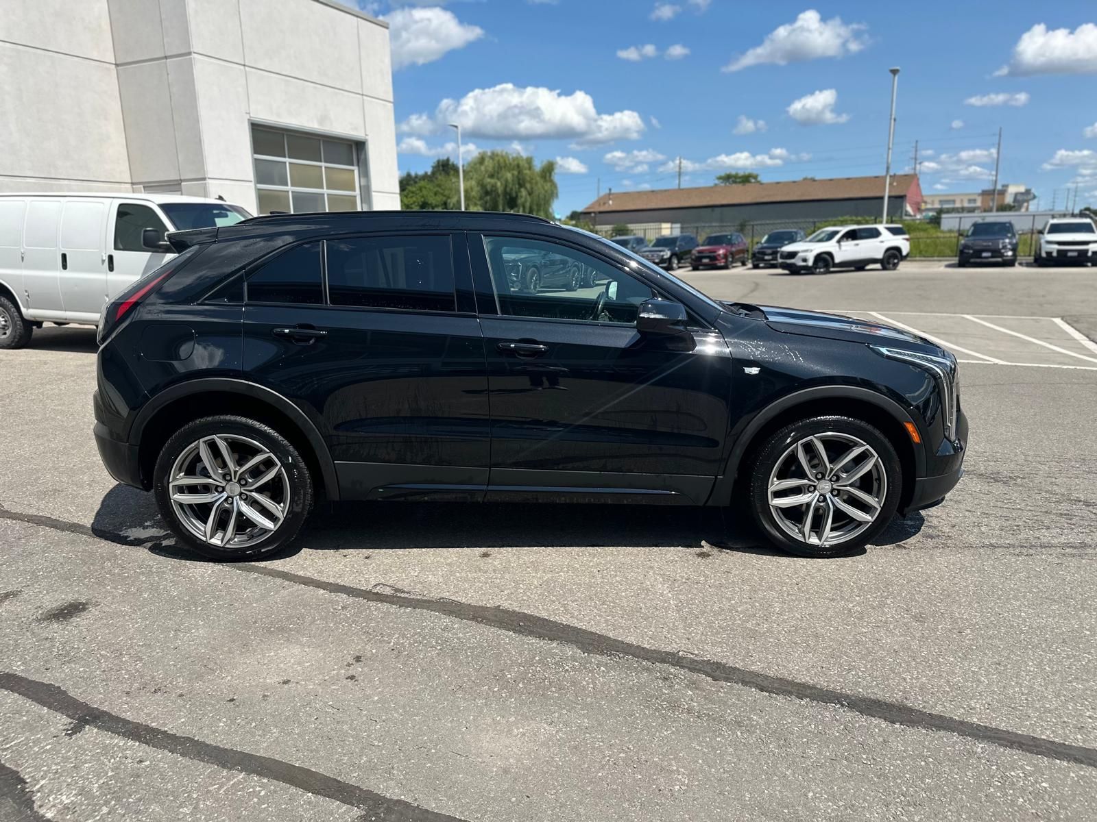 Cadillac XT4  2023 à Brampton, Ontario