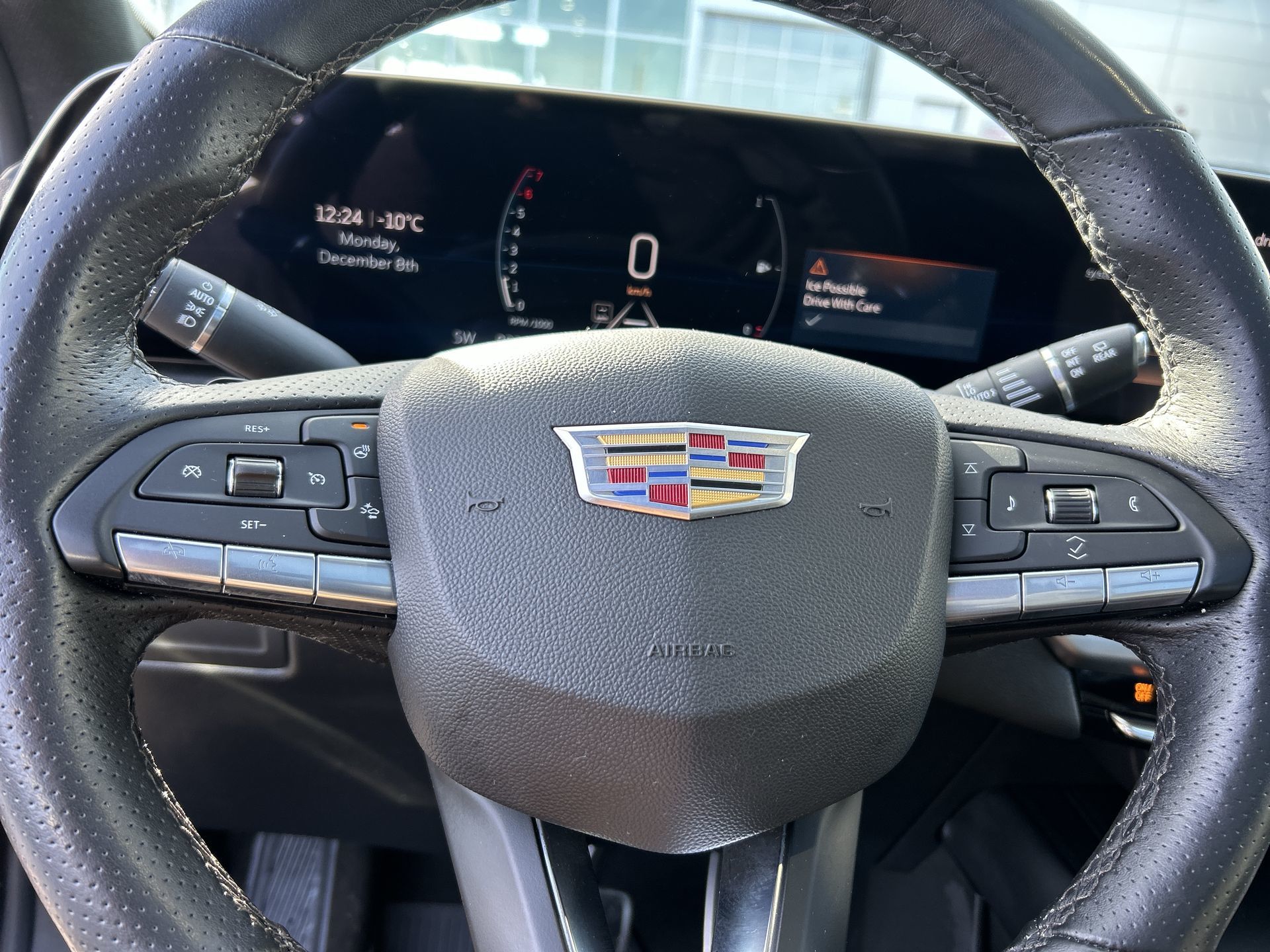2025 Cadillac XT4