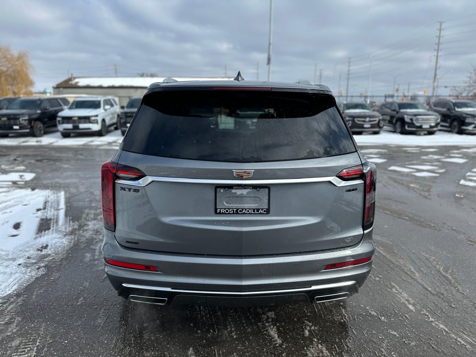 2022 Cadillac XT6