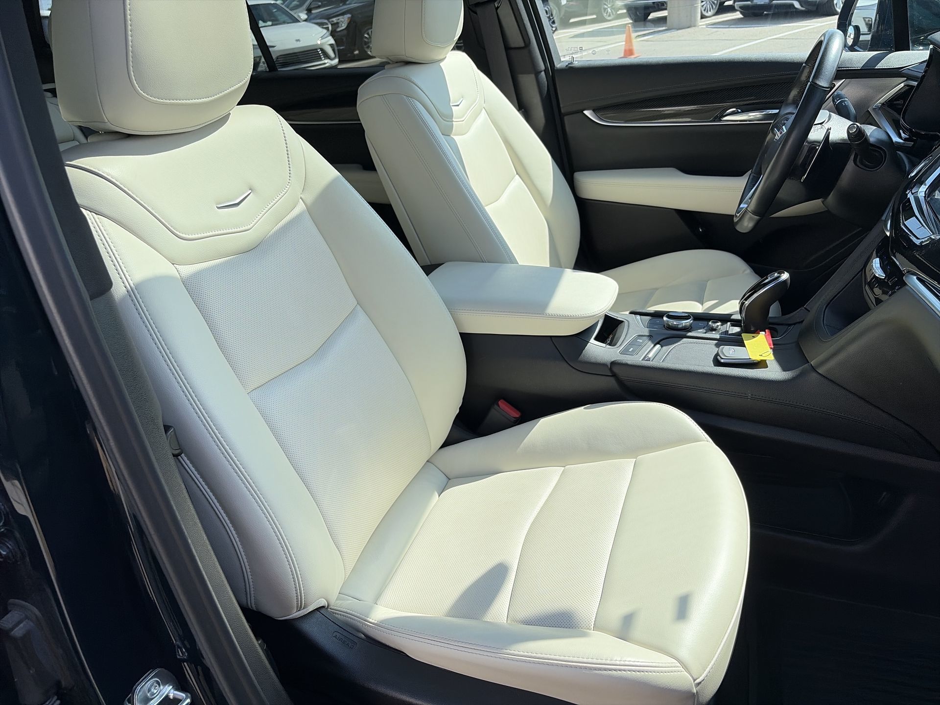 2025 Cadillac XT6